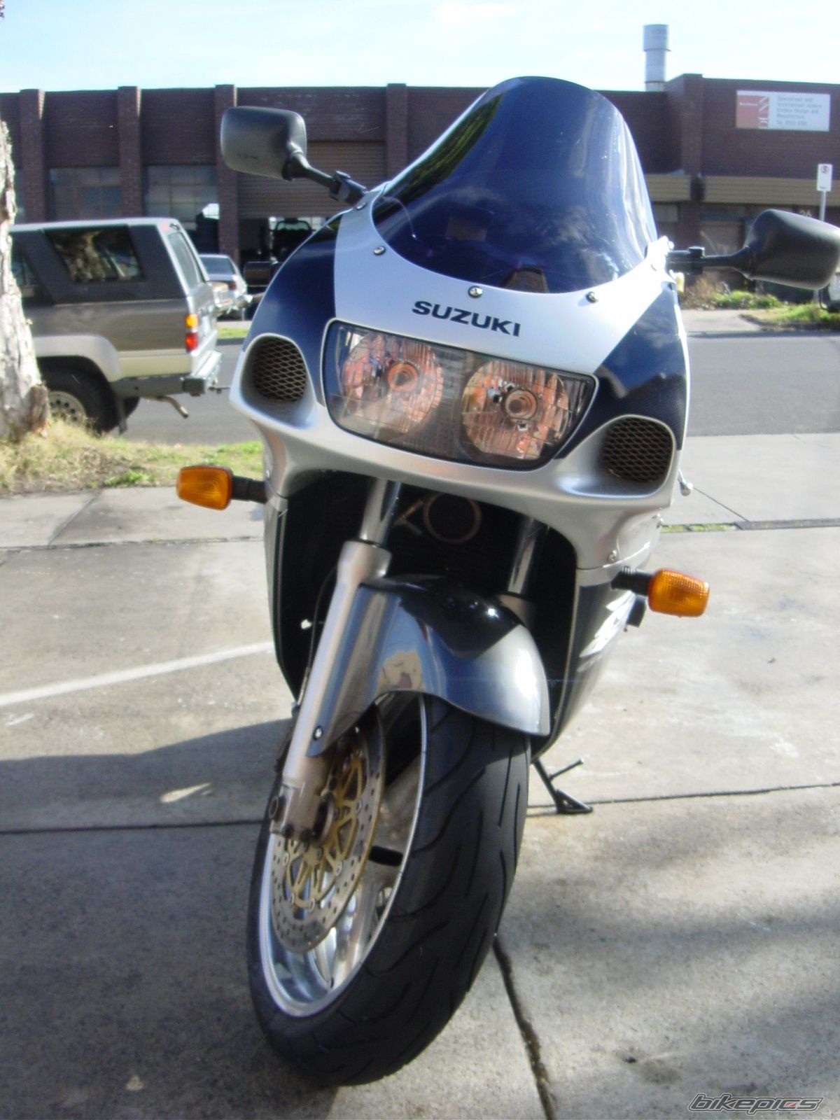 Photo 1575508