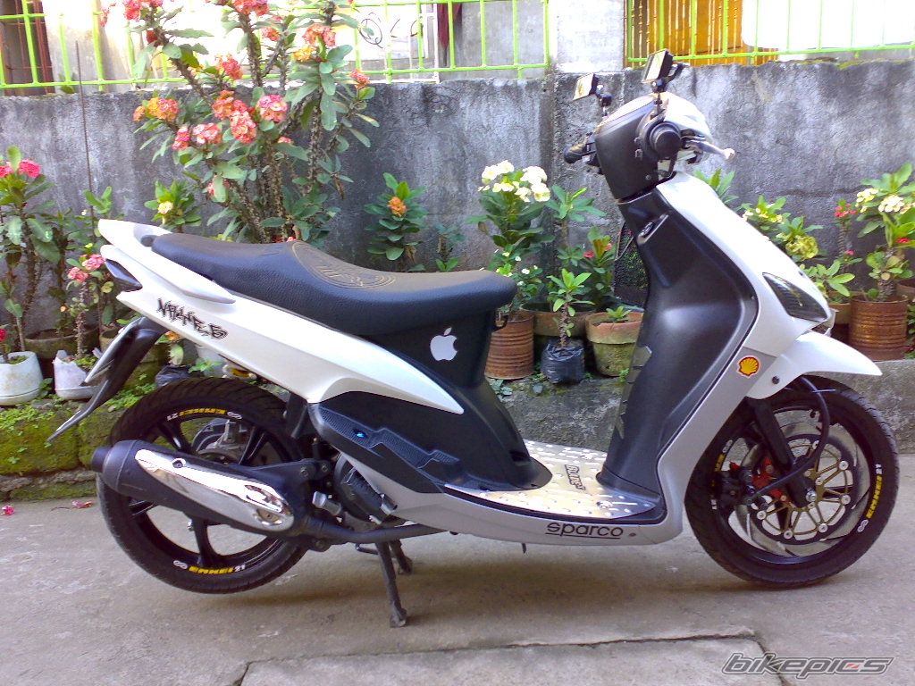 Photo 1575550