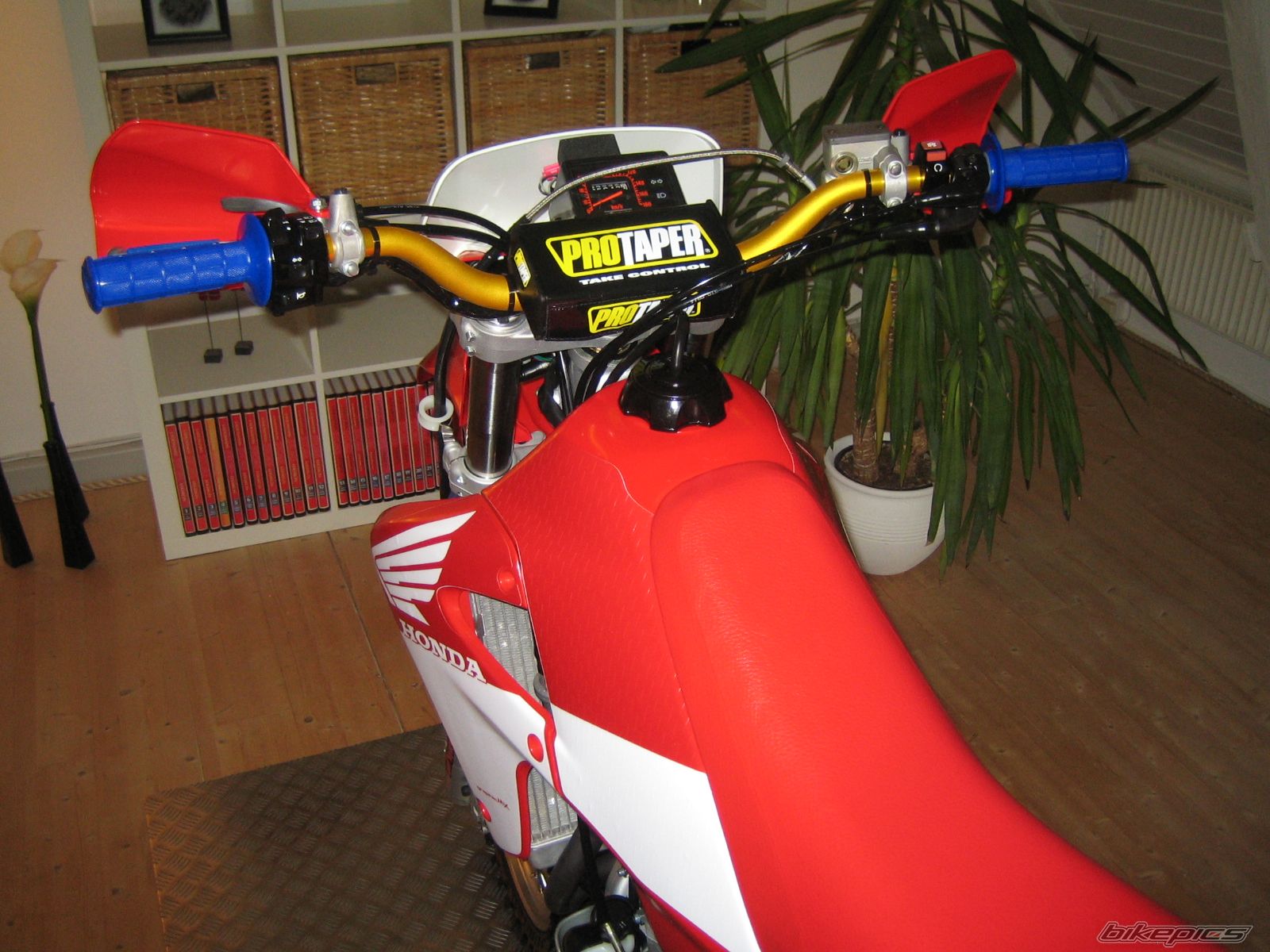 Bike Photo 1575758