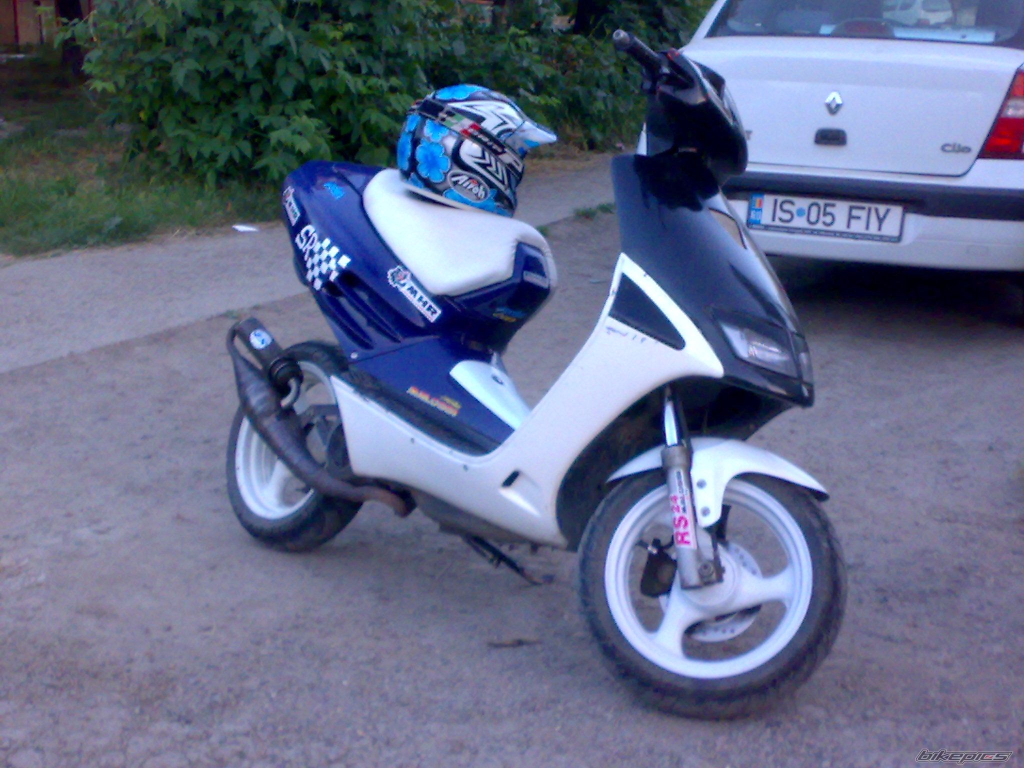 Photo 1575774