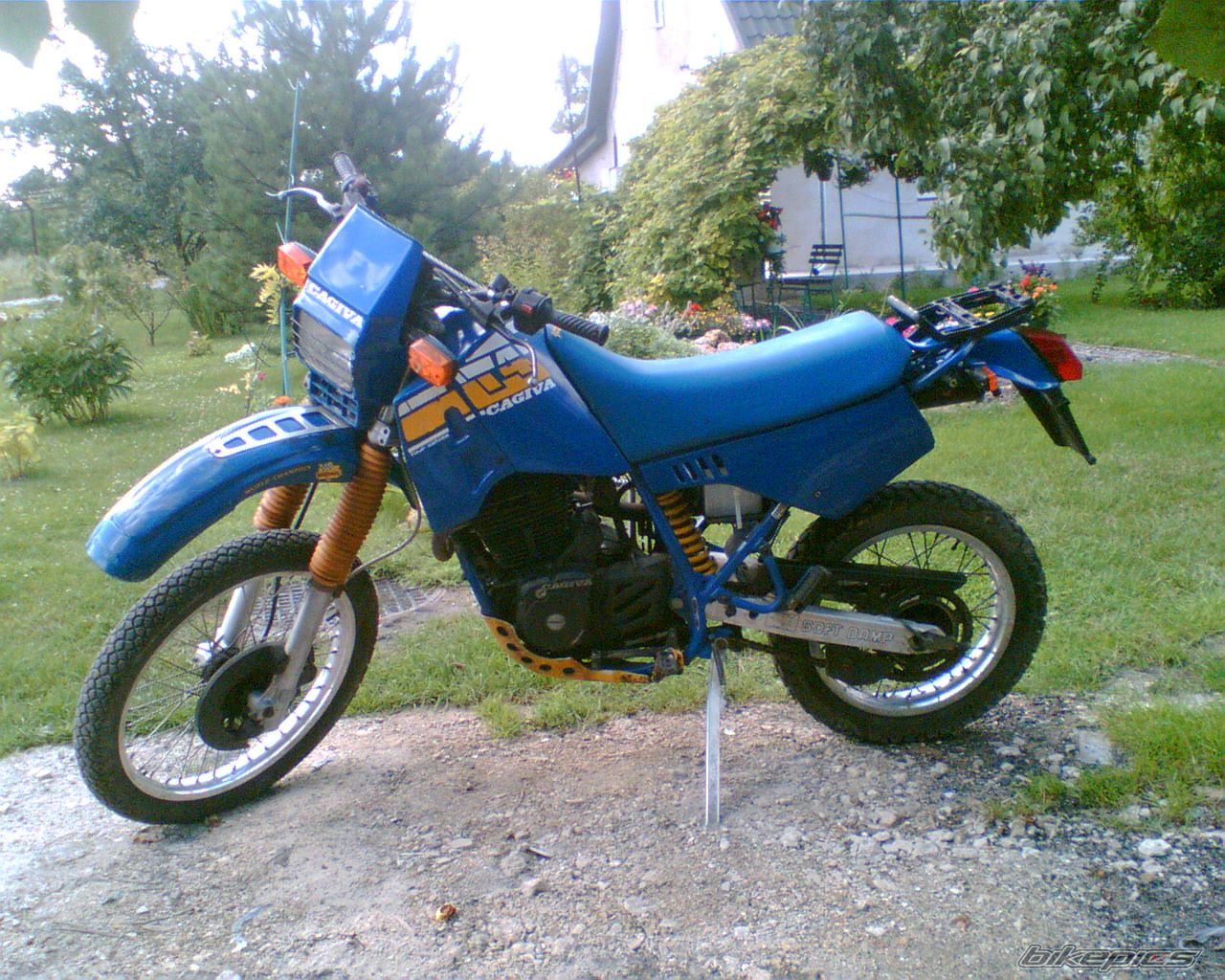 Photo 1575811