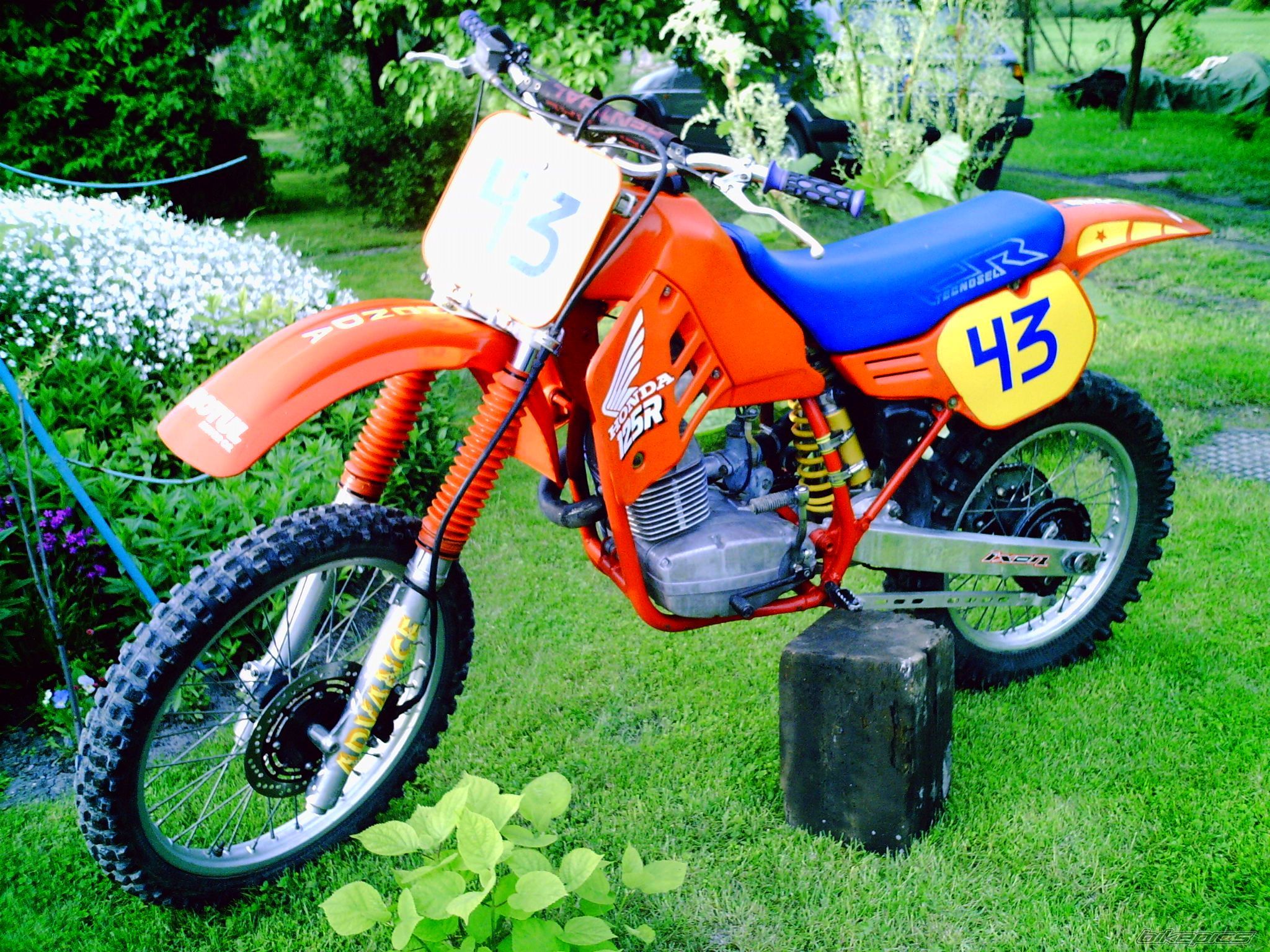 Bike Photo 1575812