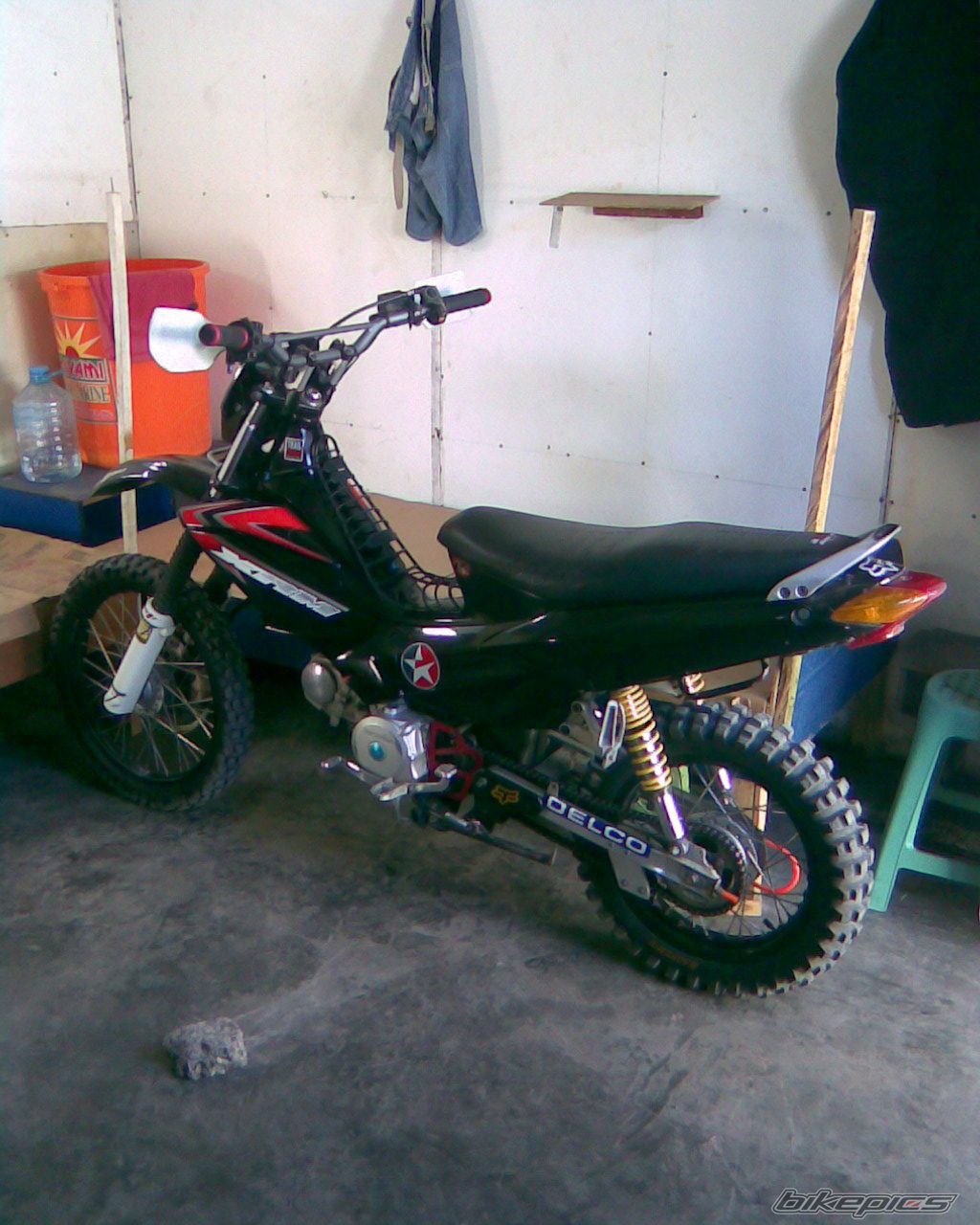 Photo 1575991