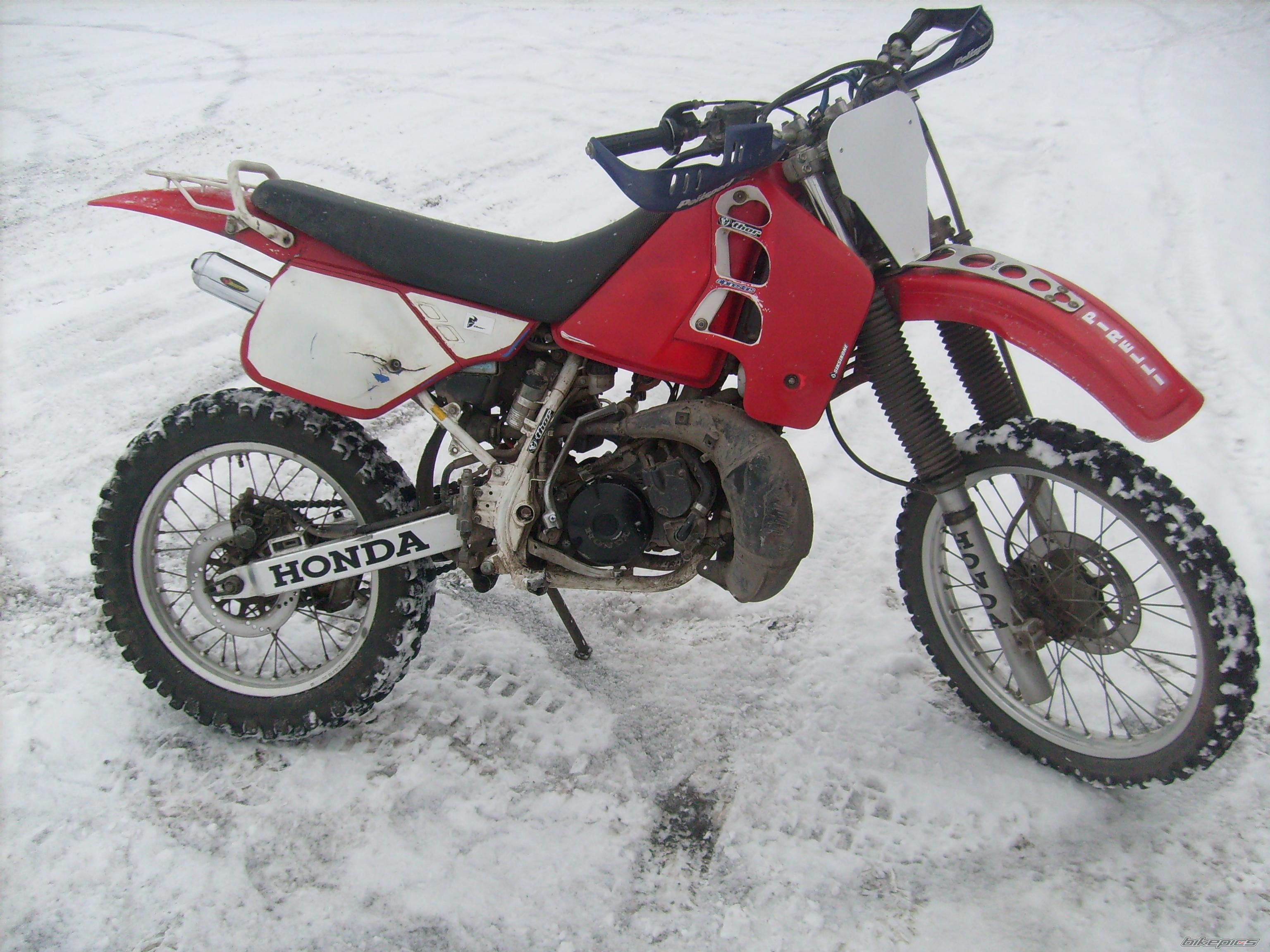 Photo 1575994