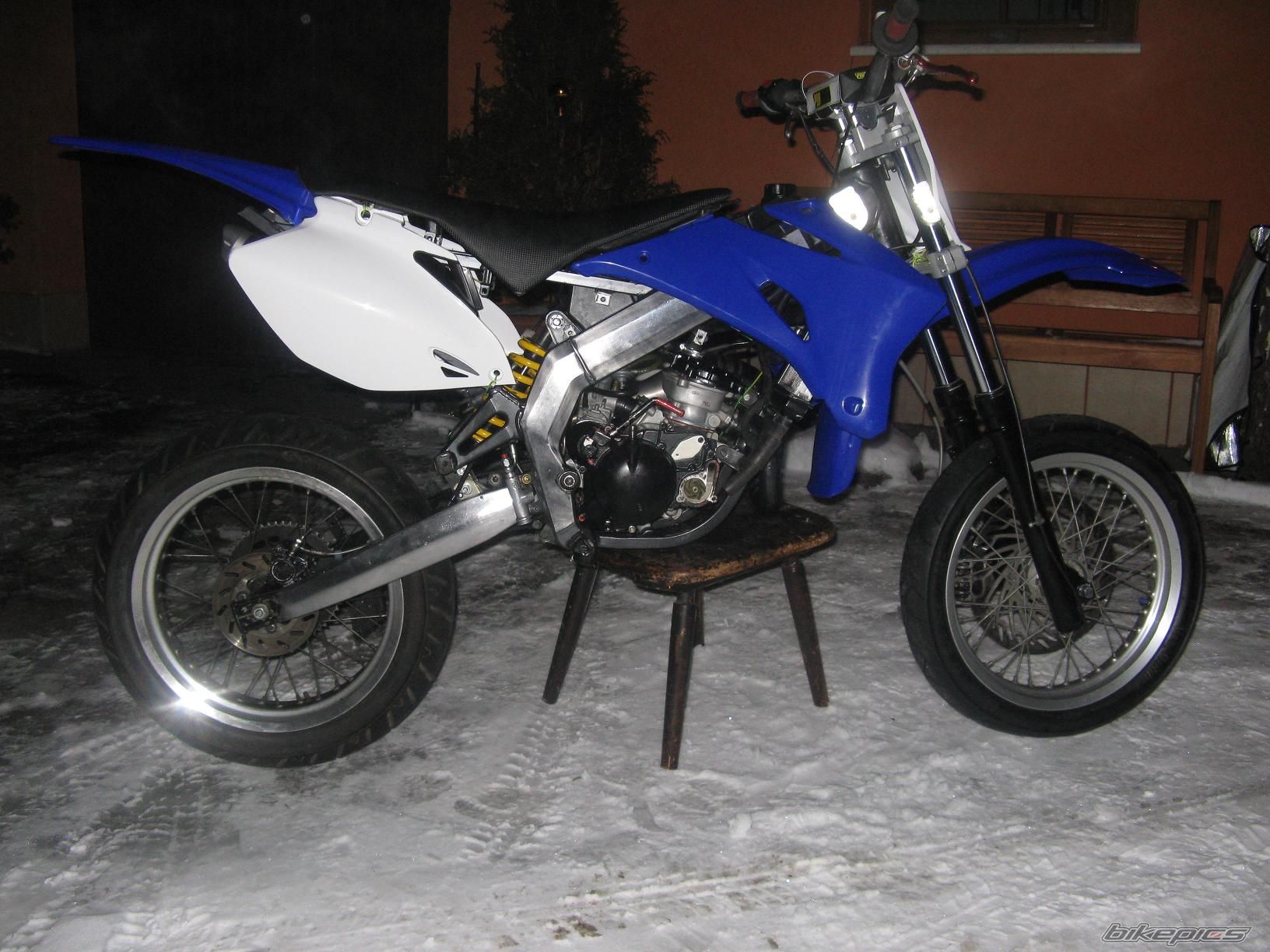 Photo 1576041