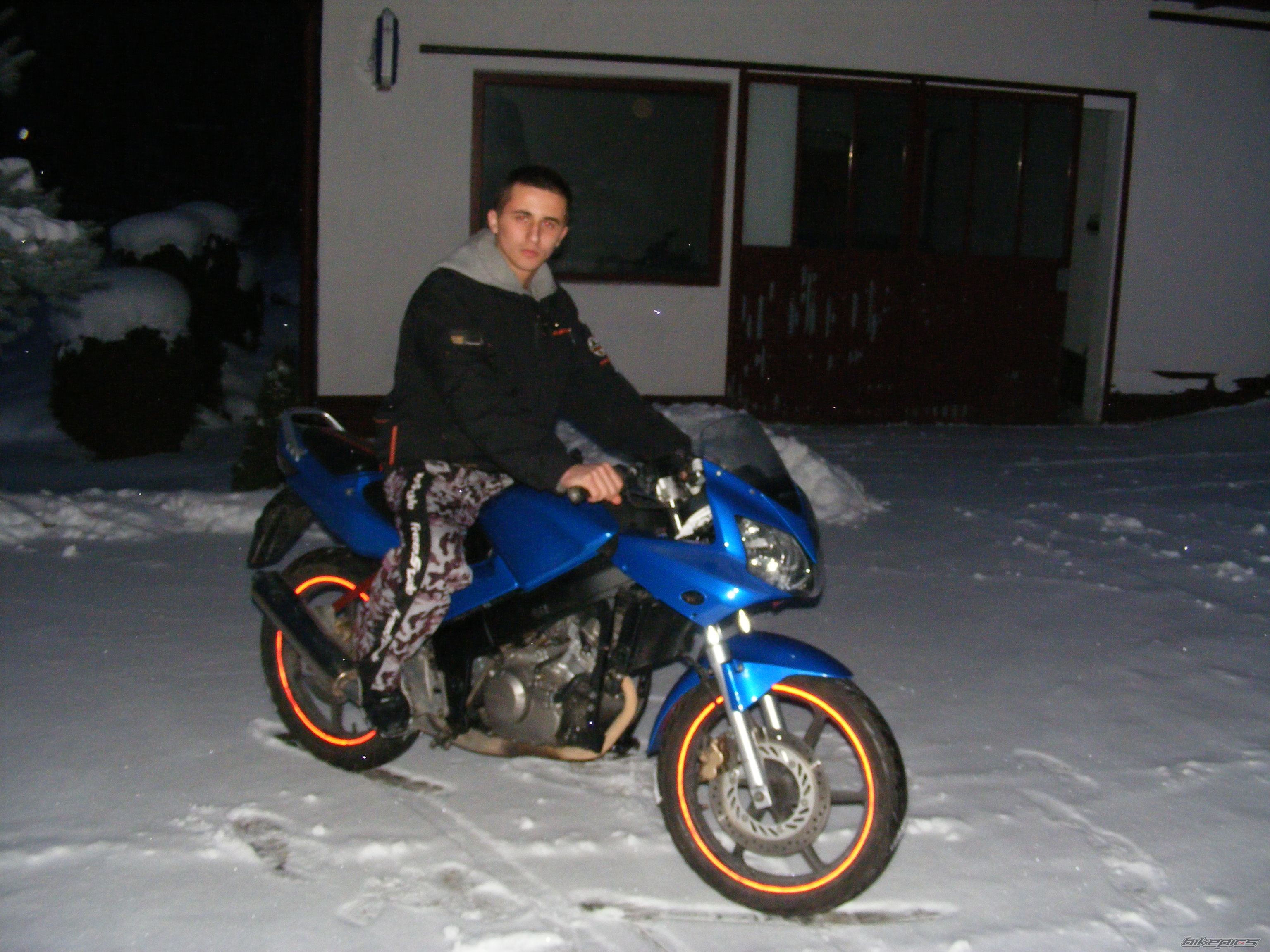 Photo 1576169