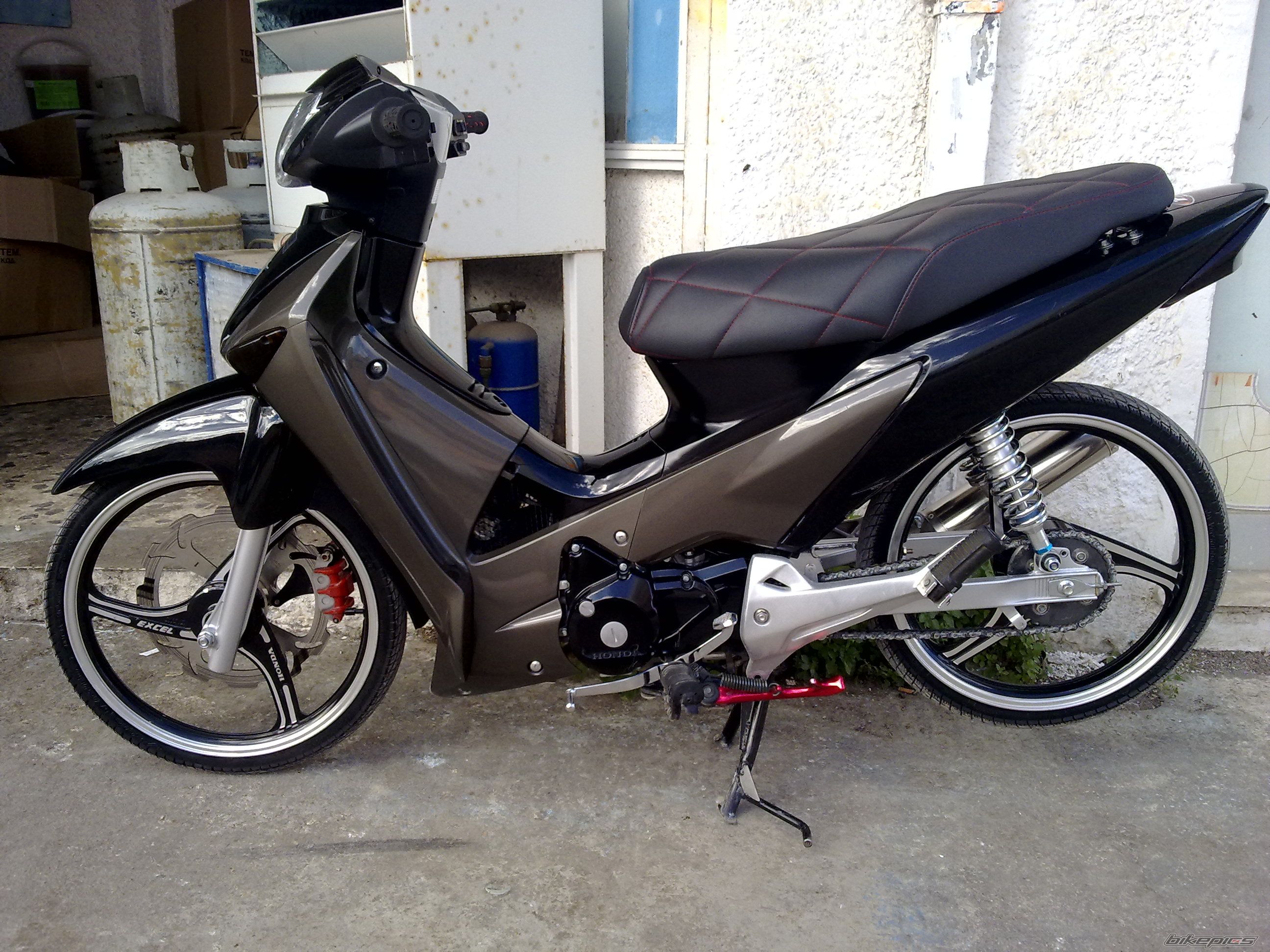 Photo 1576389