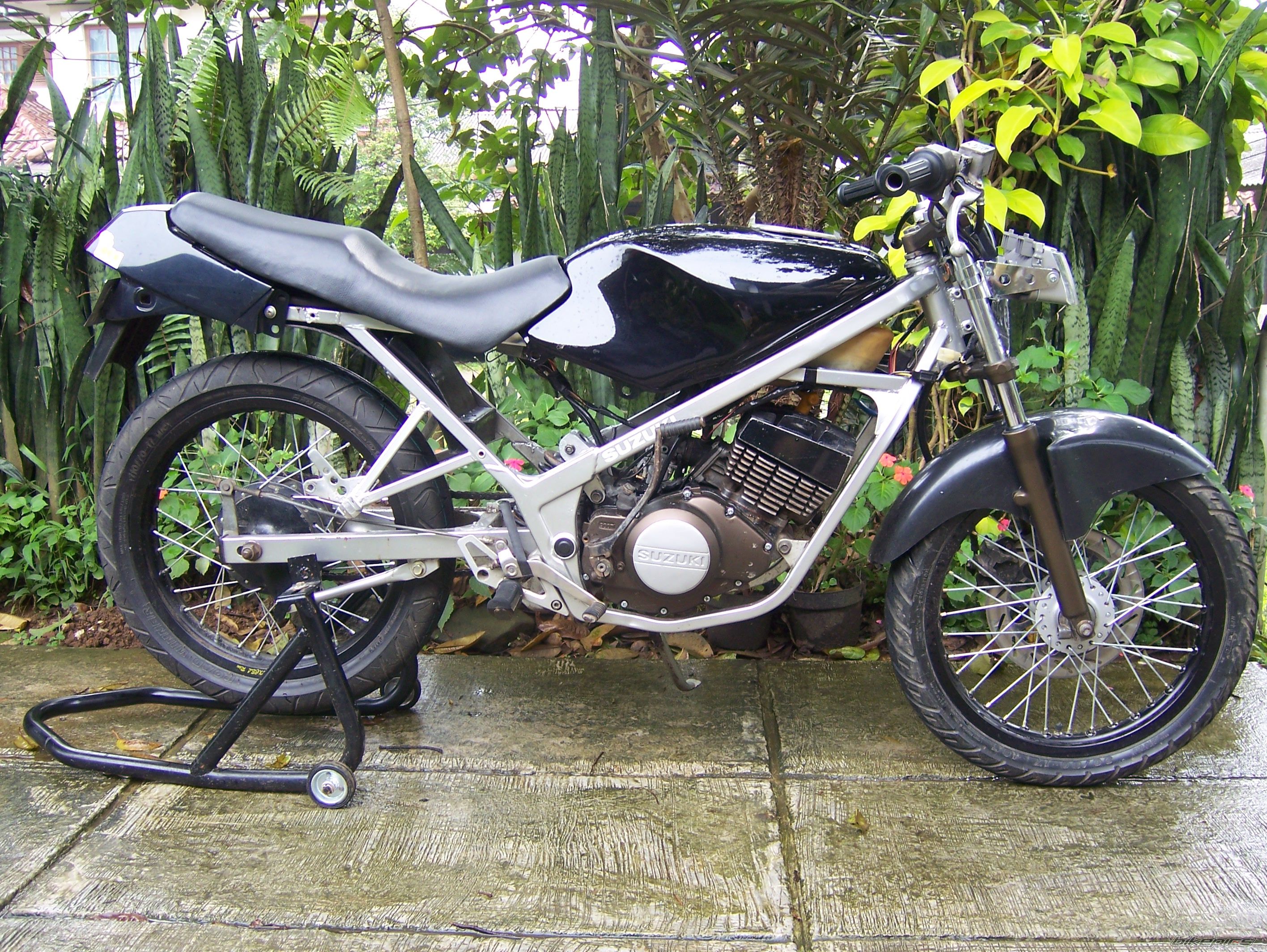 Photo 1576612
