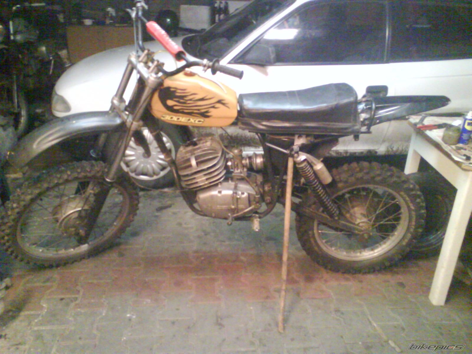 Photo 1577204