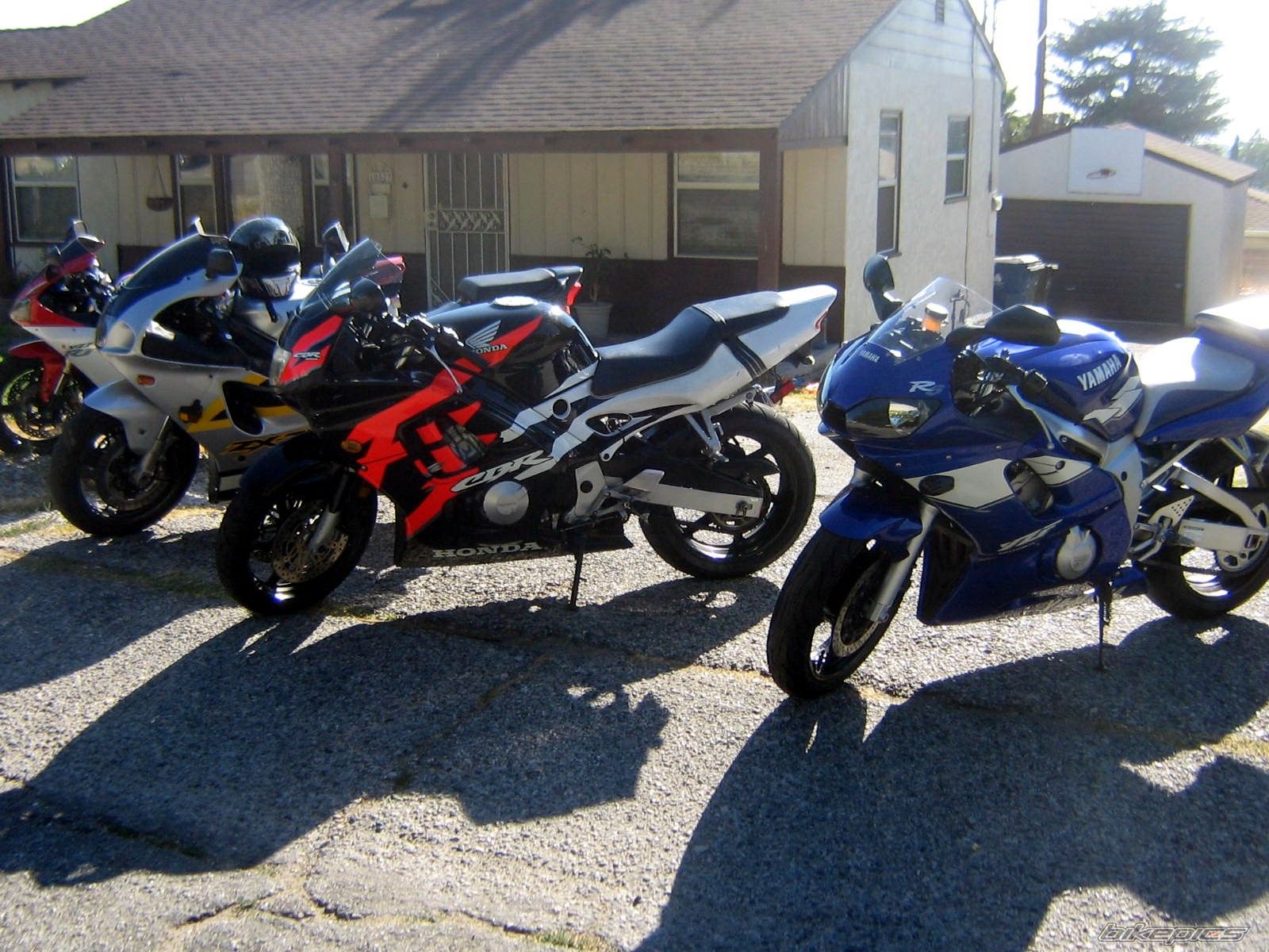 Photo 1577348