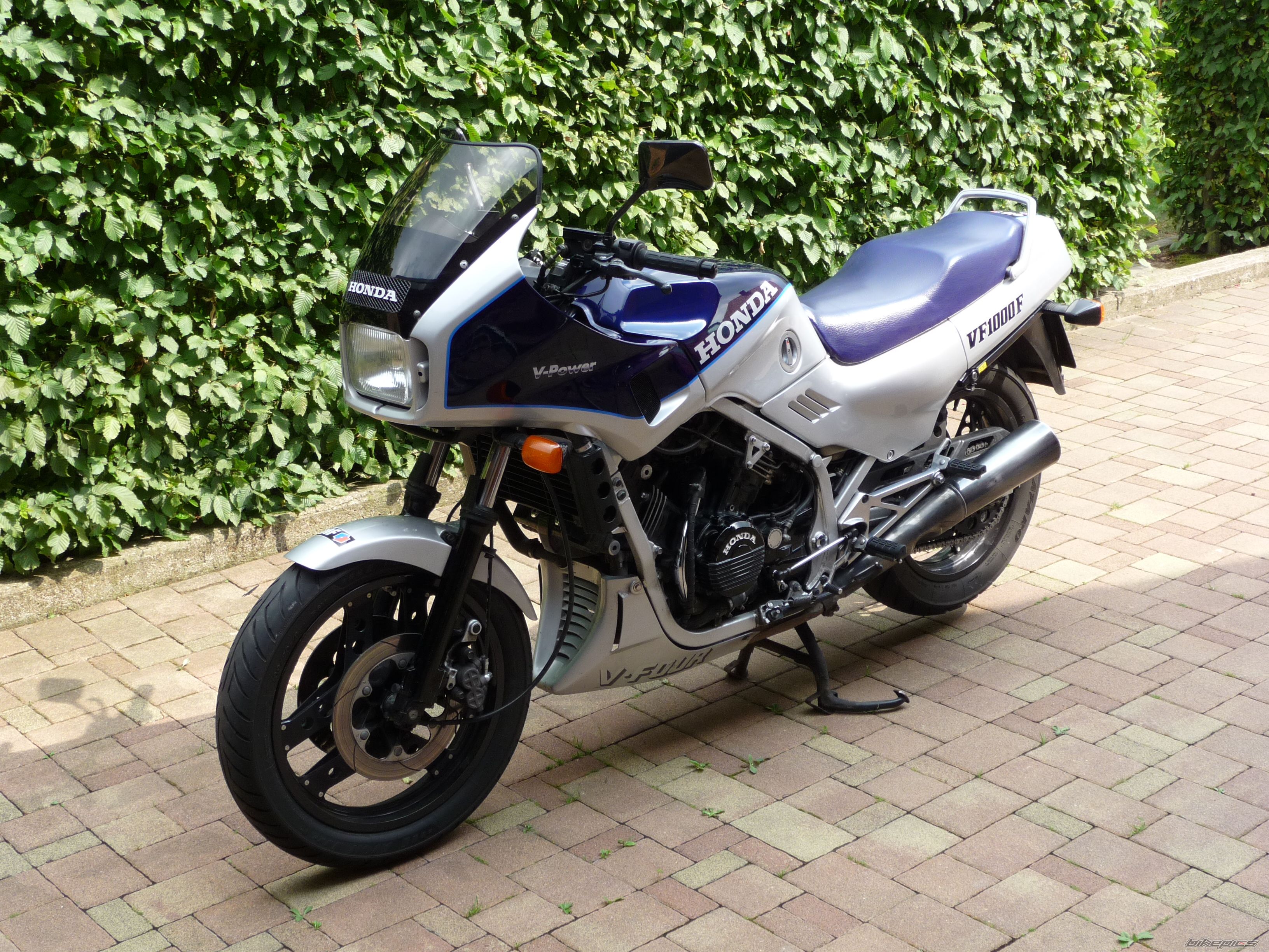 Photo 1577361