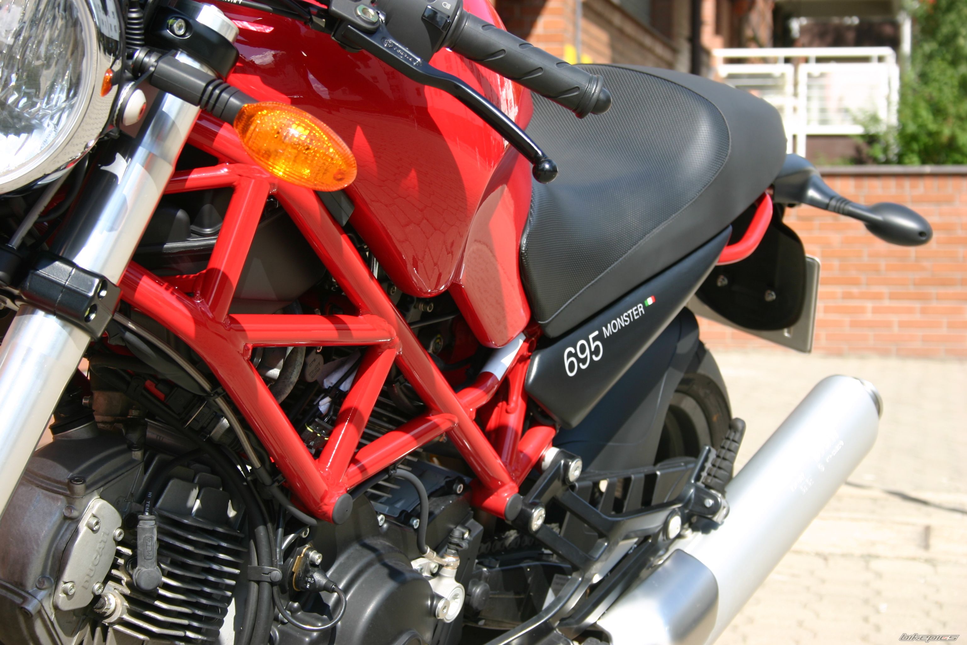Bike Photo 1577384