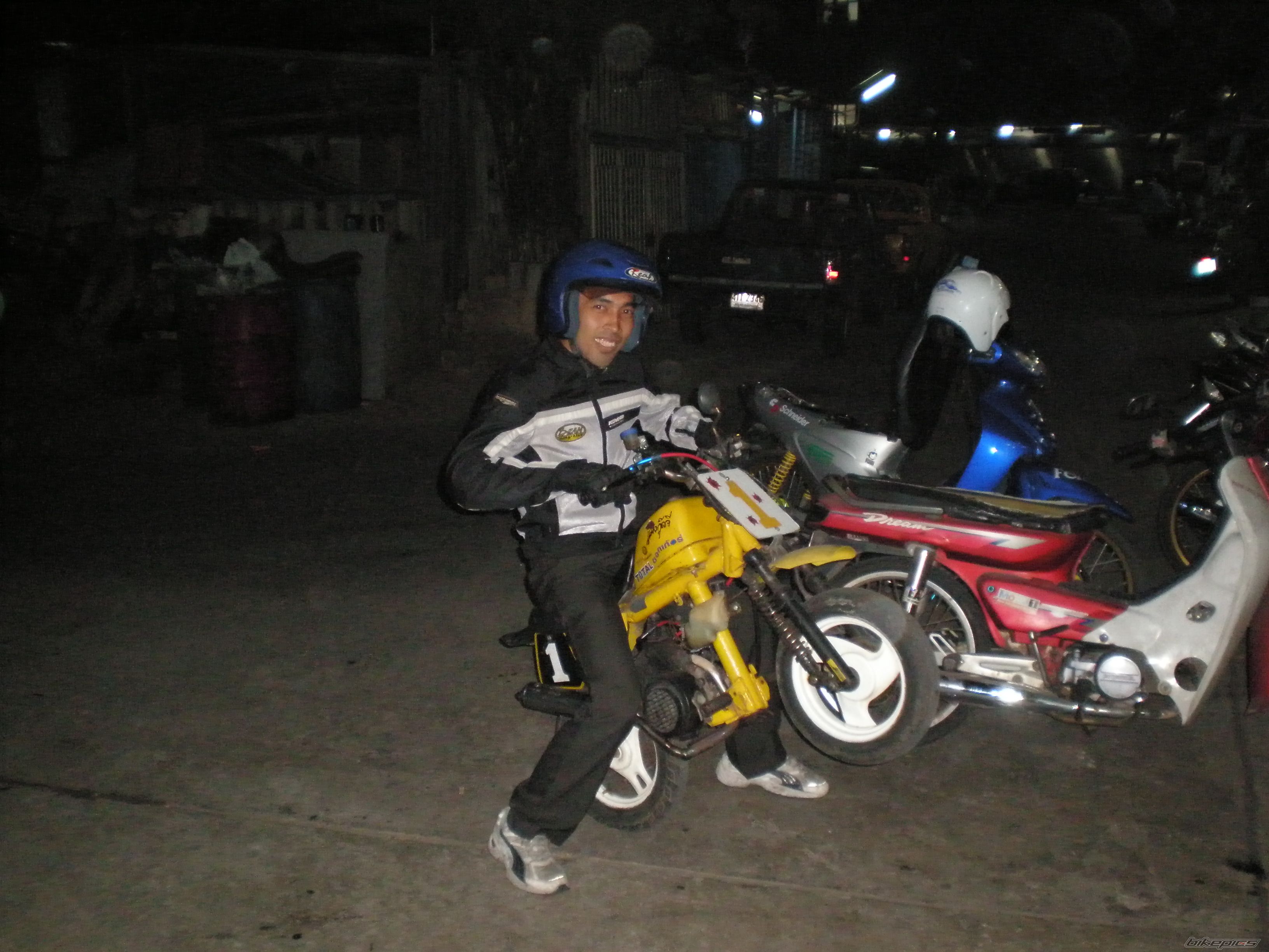 Photo 1577386