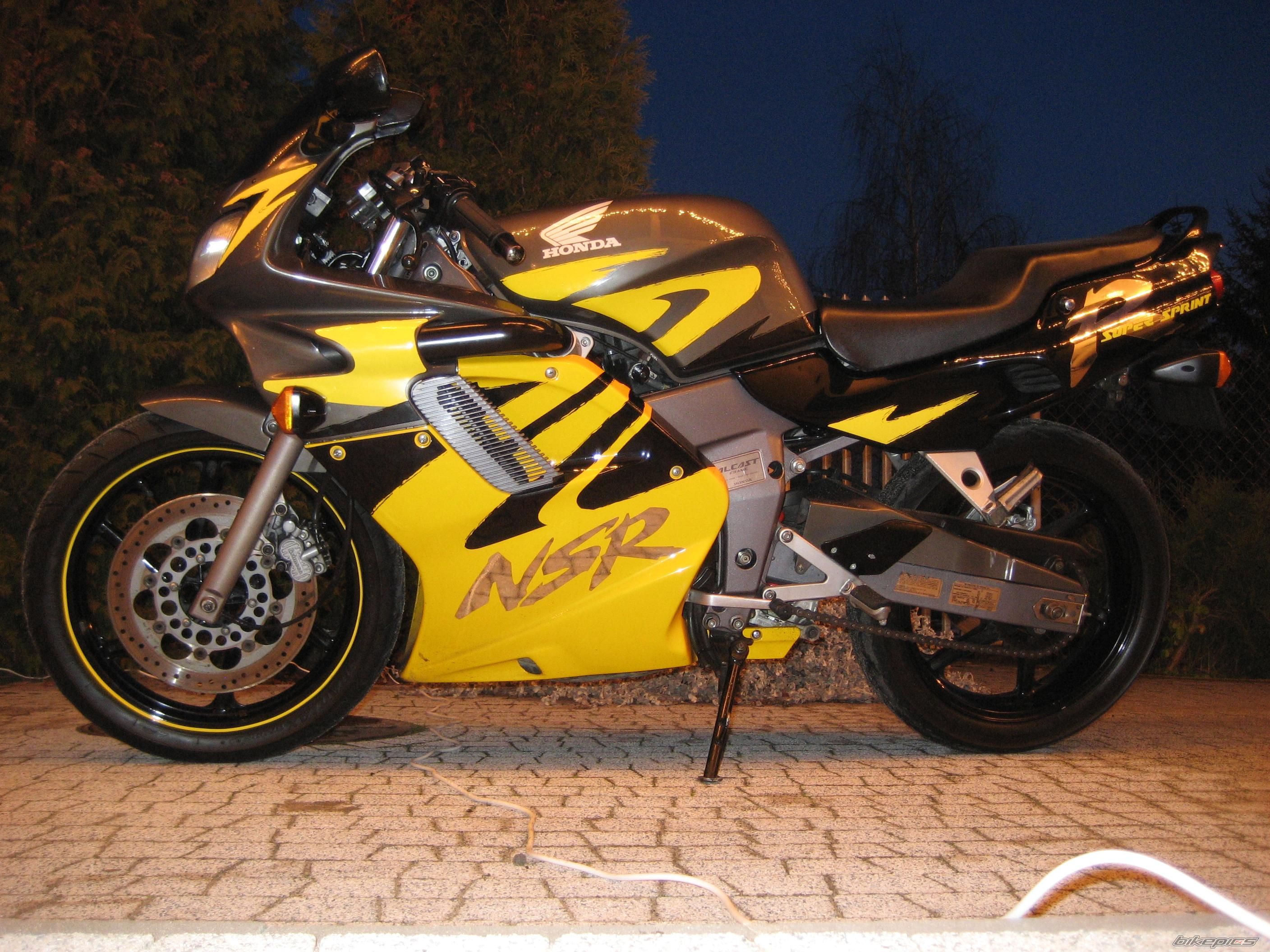 Photo 1577444