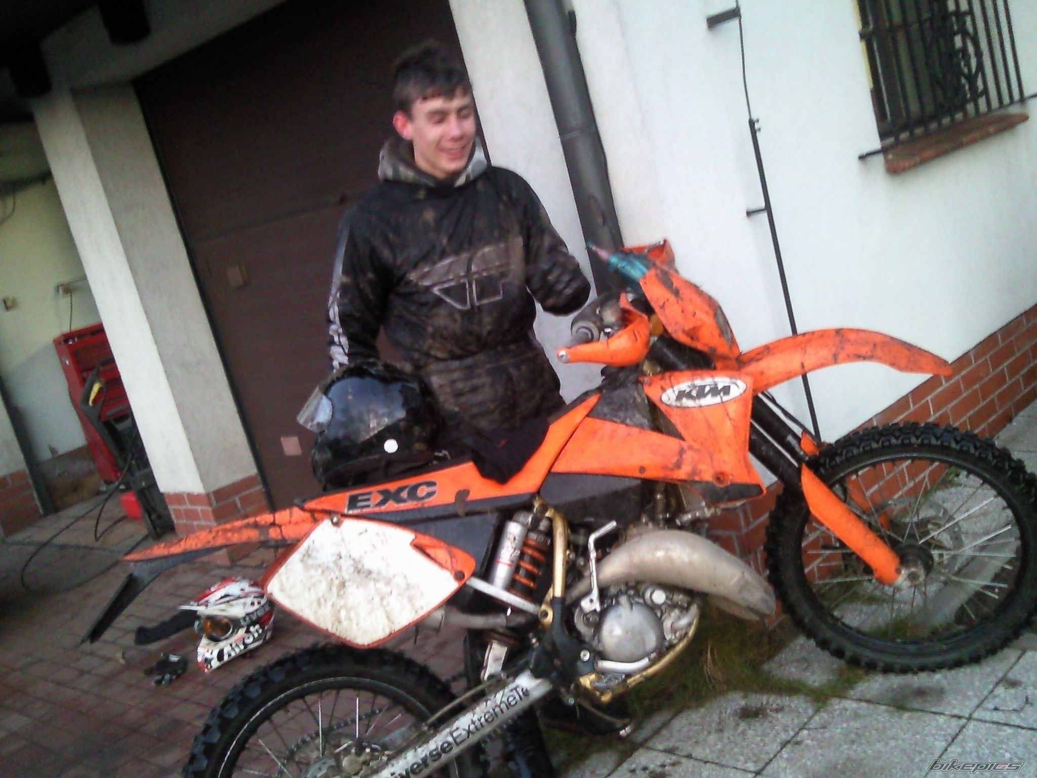 Photo 1577665