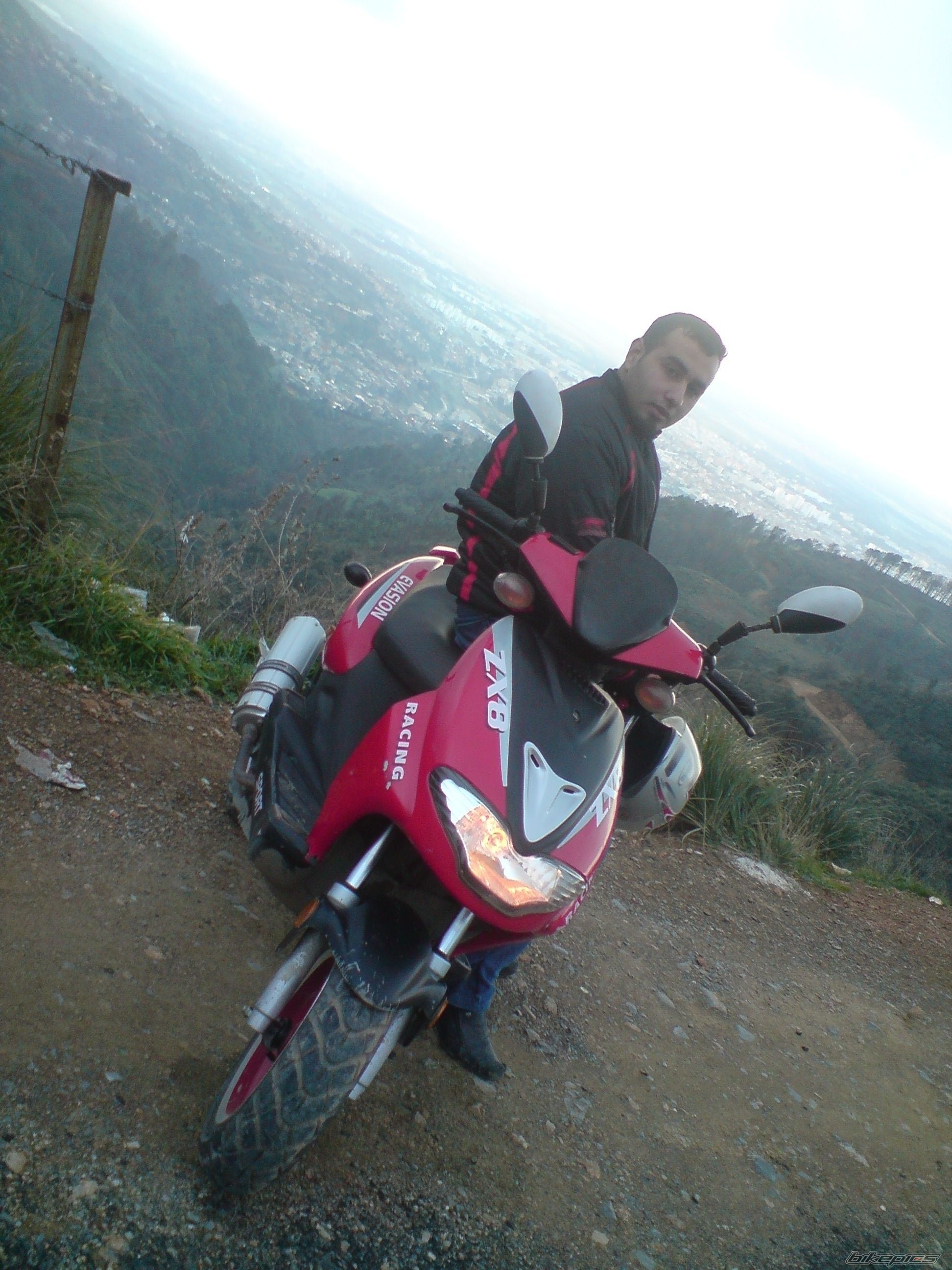 Photo 1578190