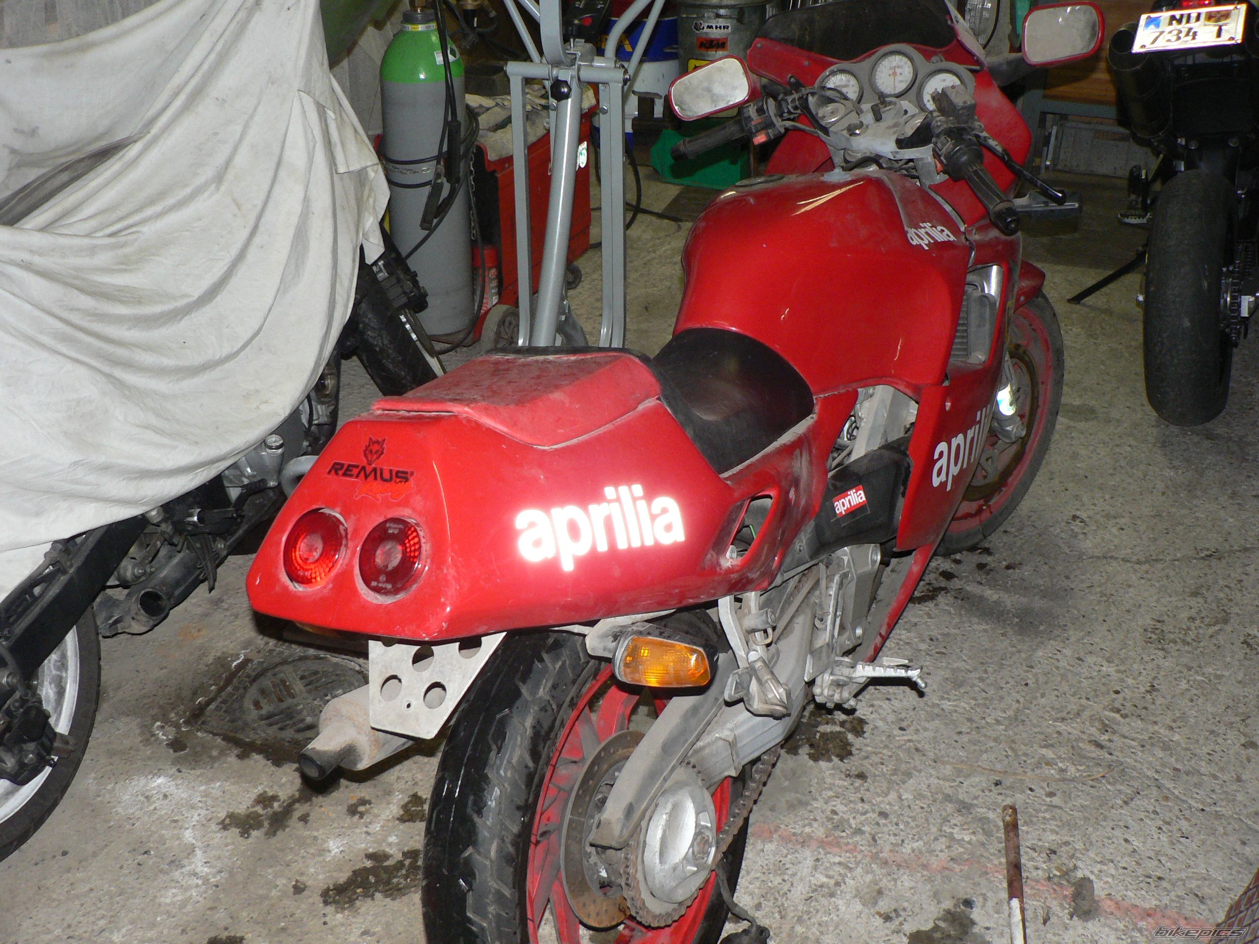Photo 1578212