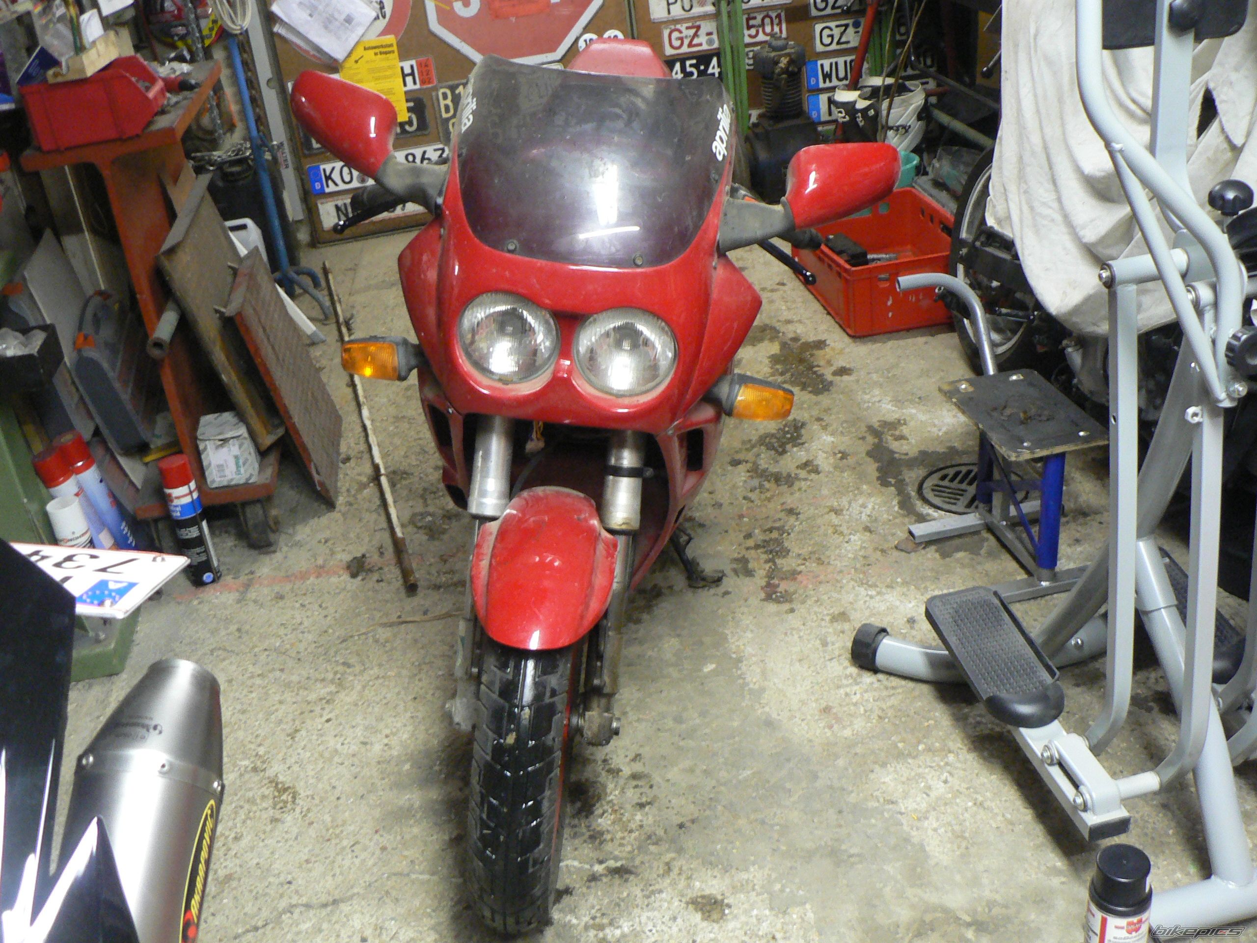 Photo 1578216