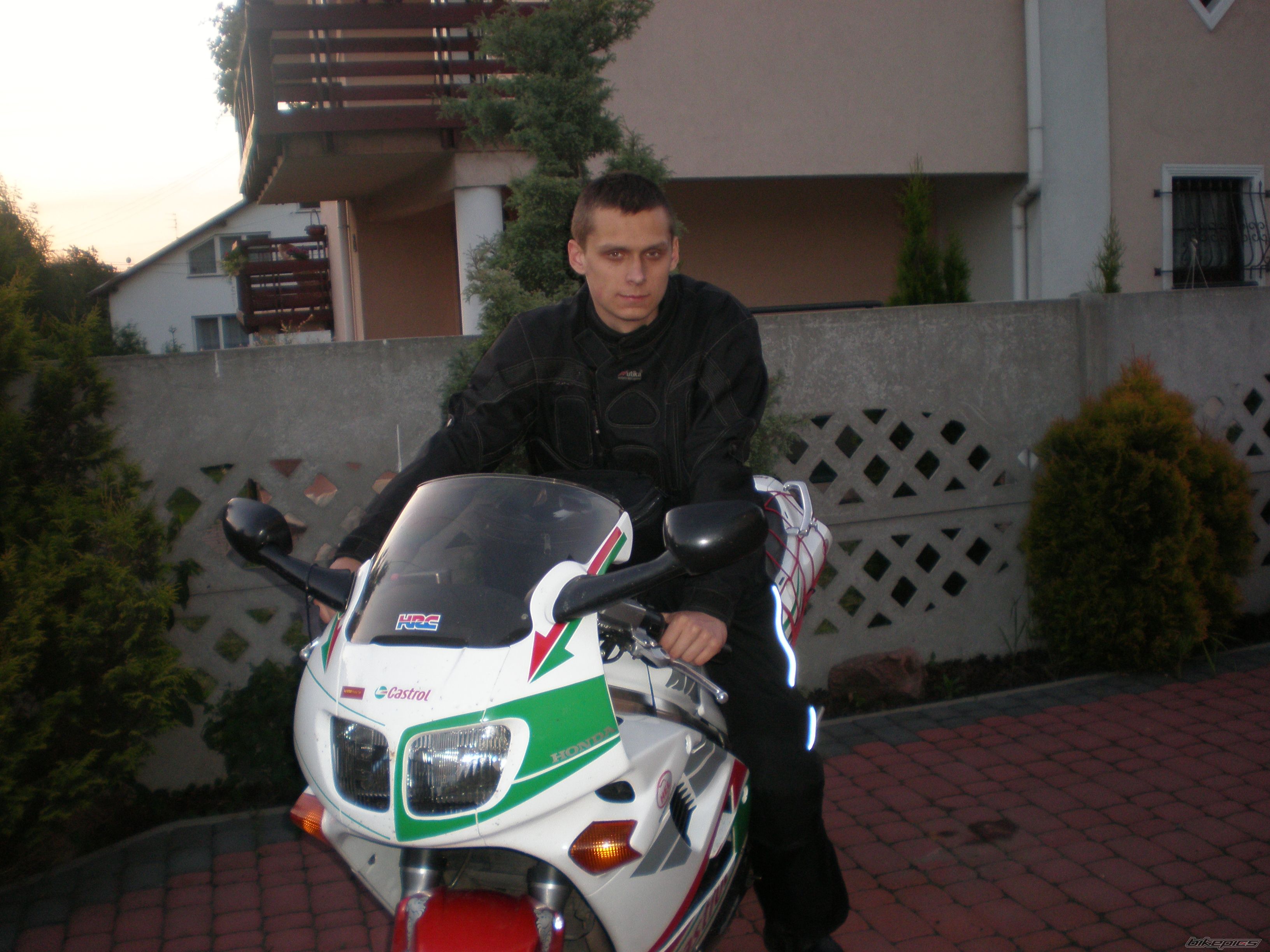 Photo 1578294