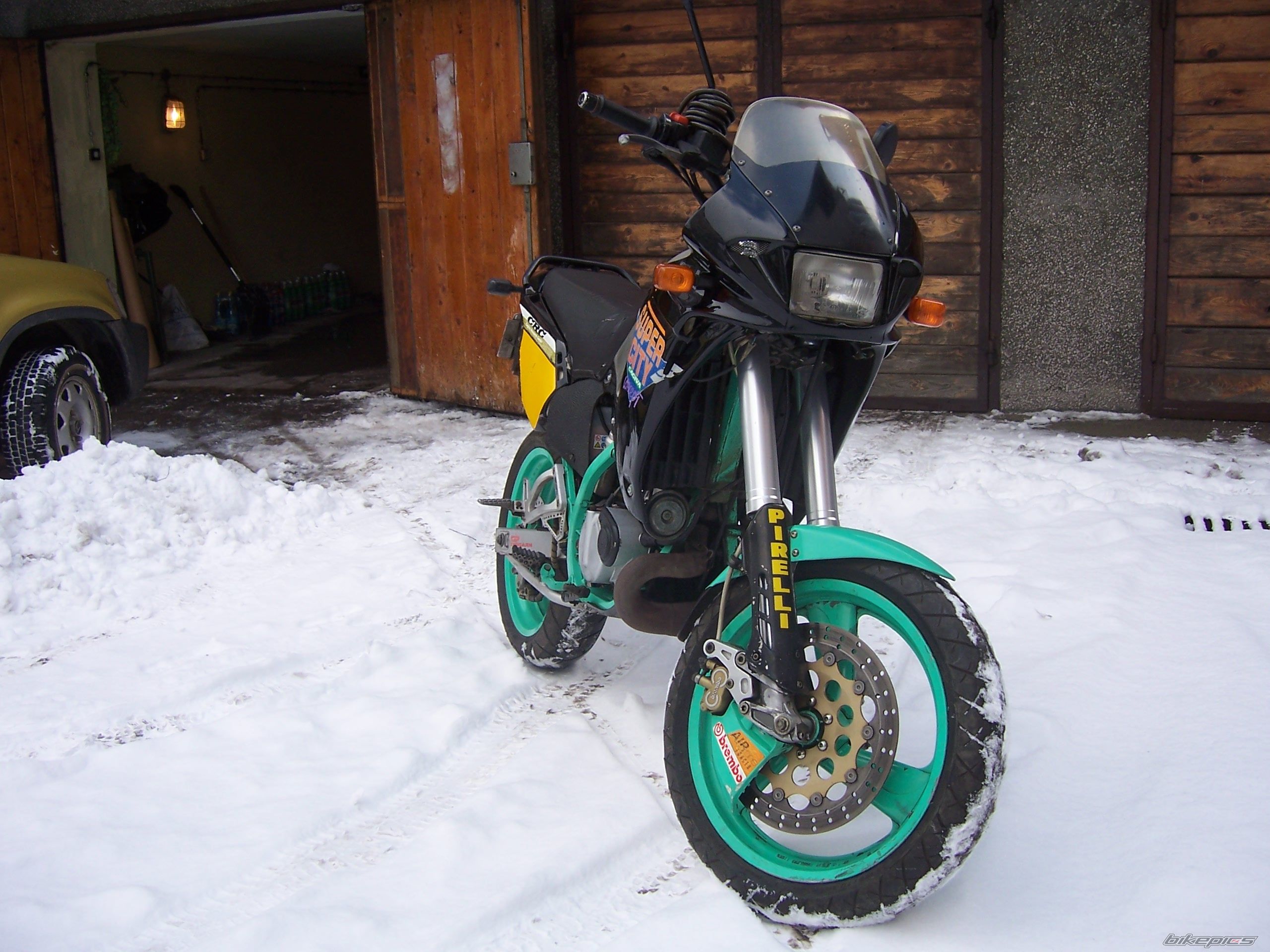 Photo 1578592