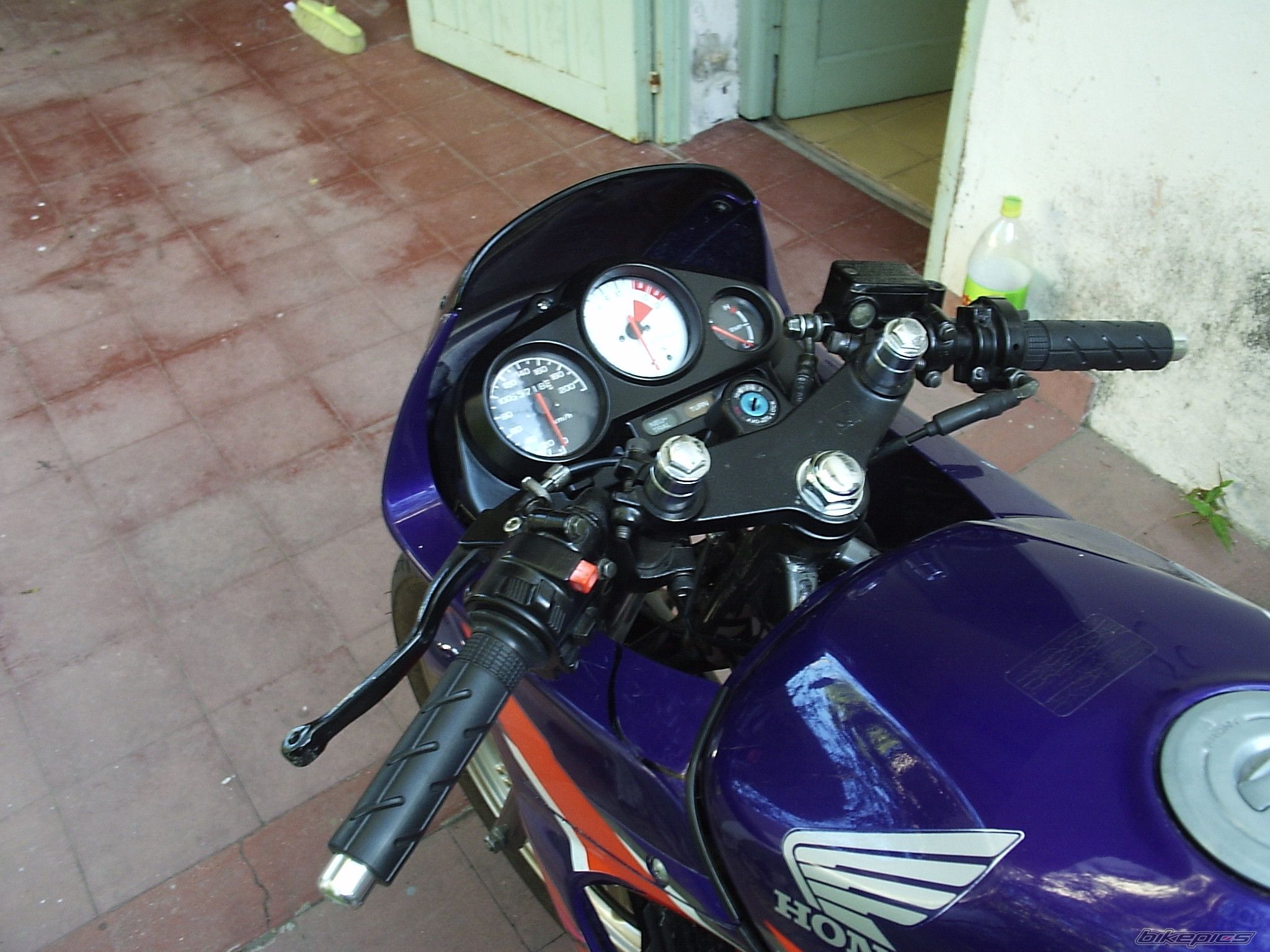Photo 1579372