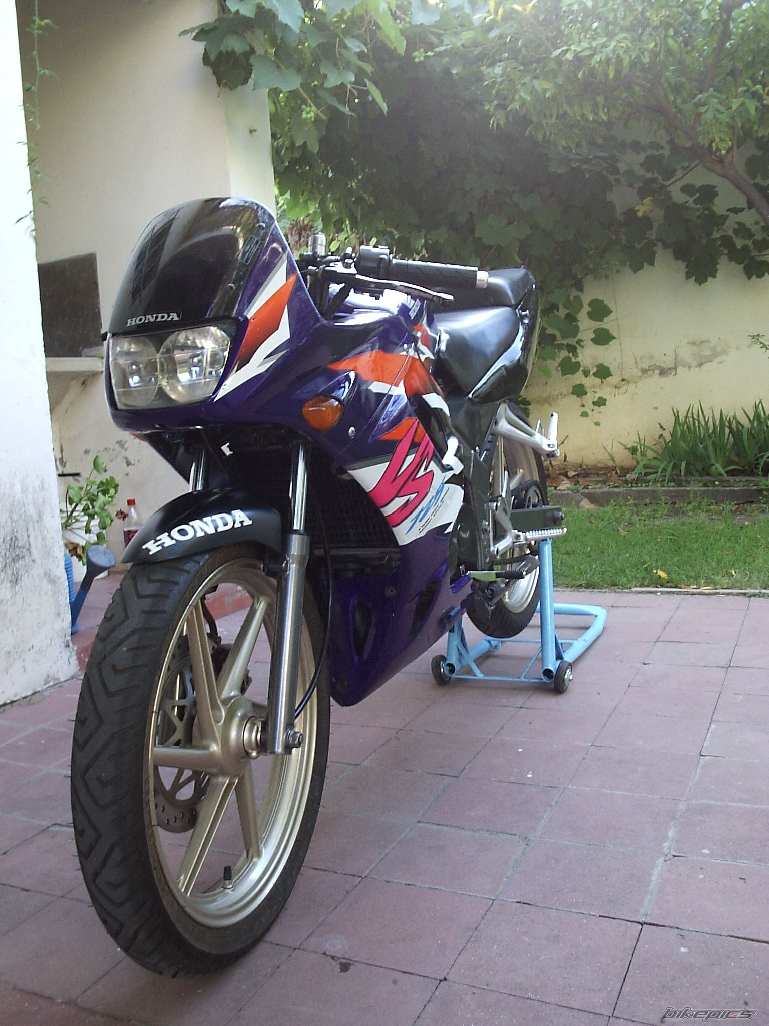 Photo 1579392