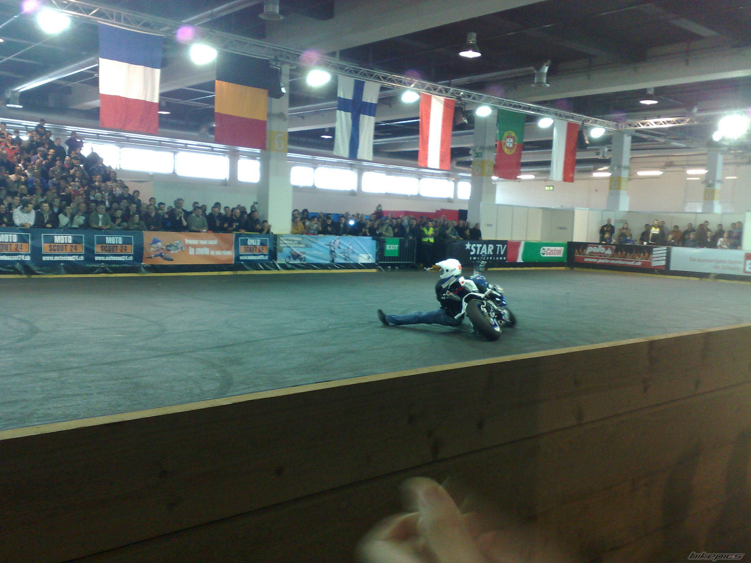 Photo 1579536