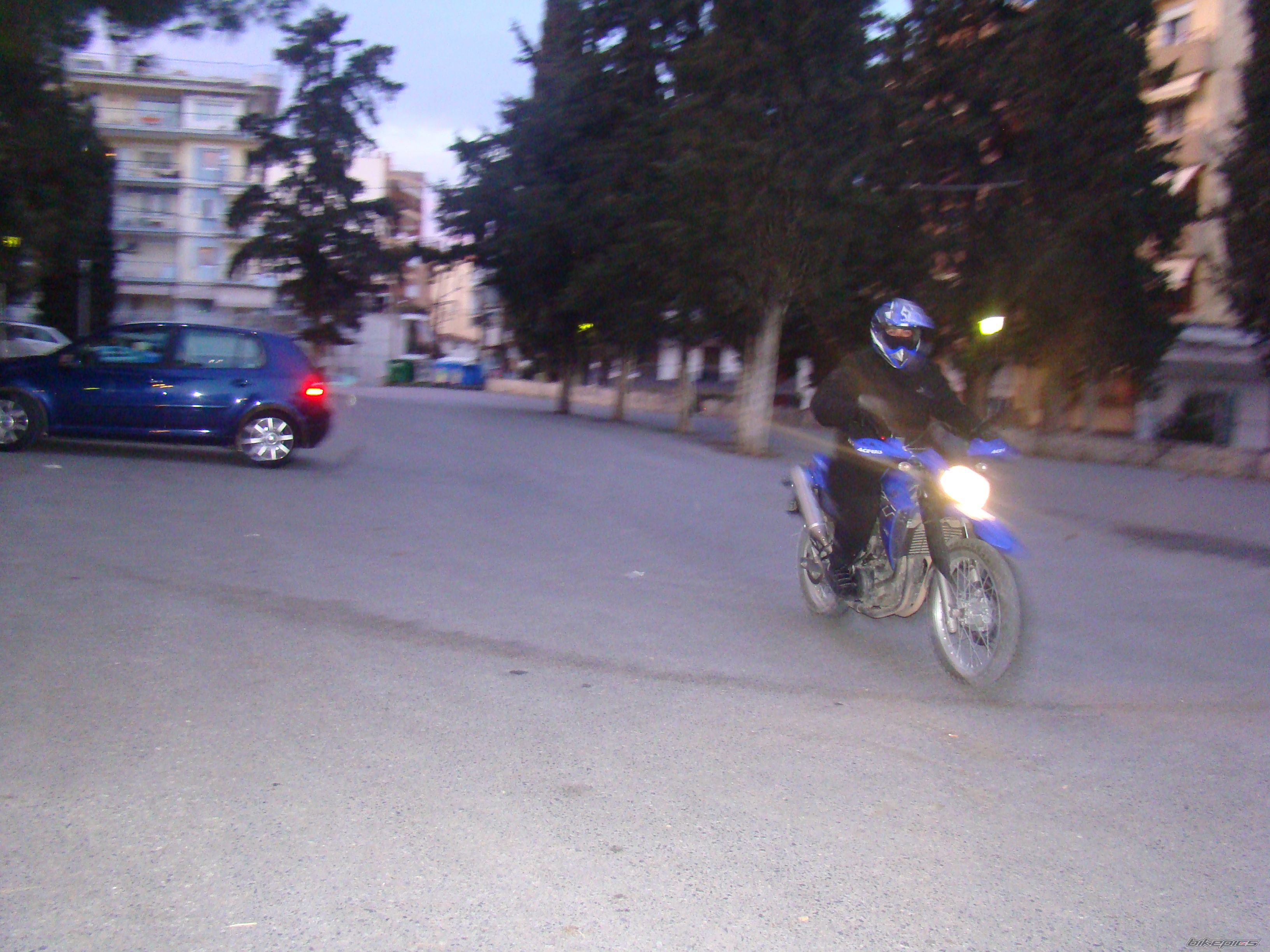 Photo 1579654