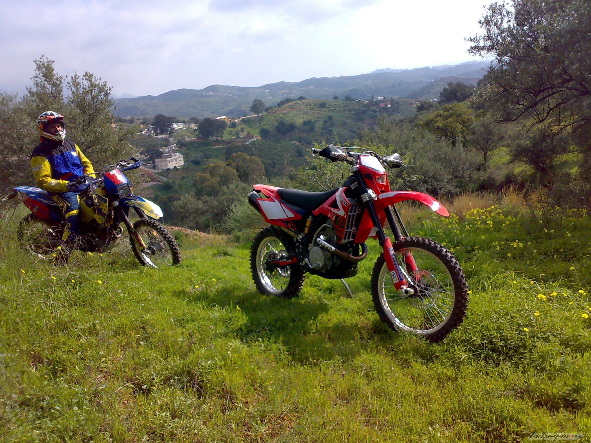 Bike Photo 1579883