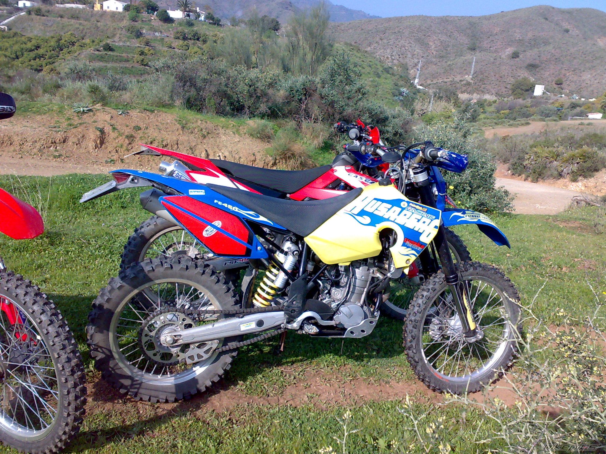 Photo 1579946