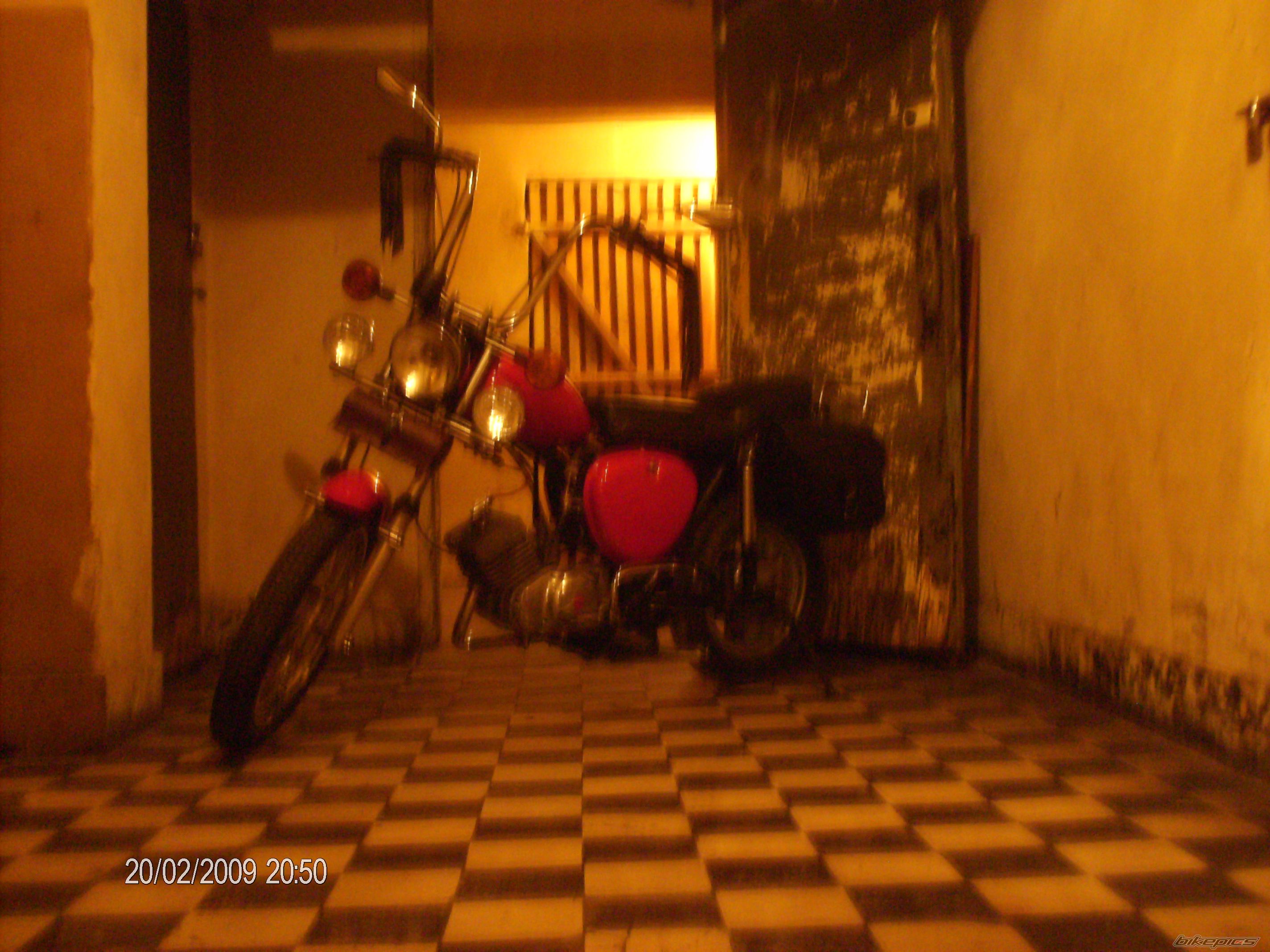 Photo 1580155
