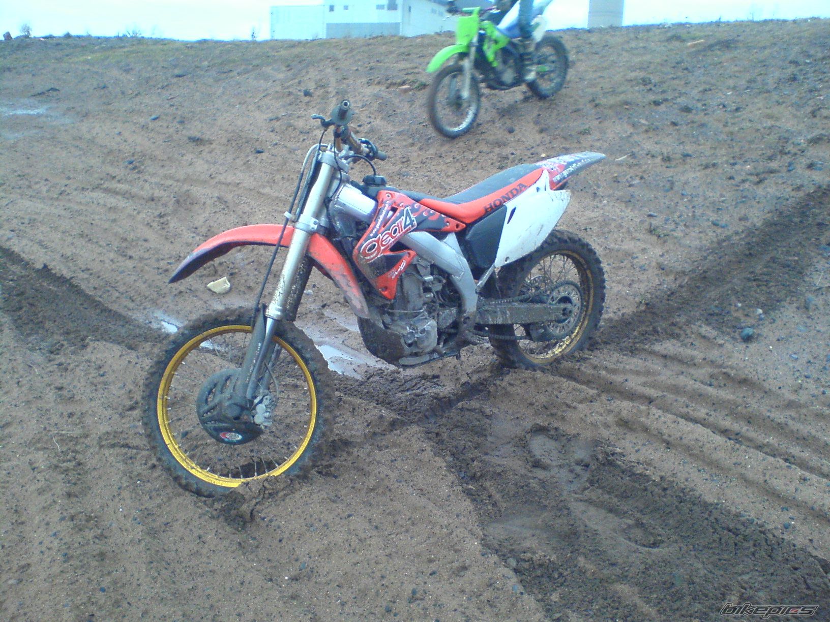 Photo 1580303