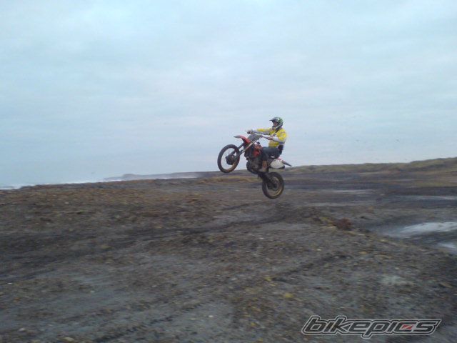Photo 1580306