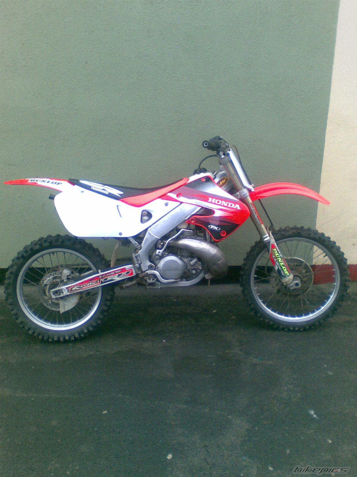 Photo 1580353
