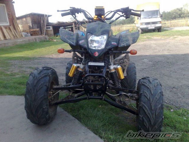 Photo 1580753