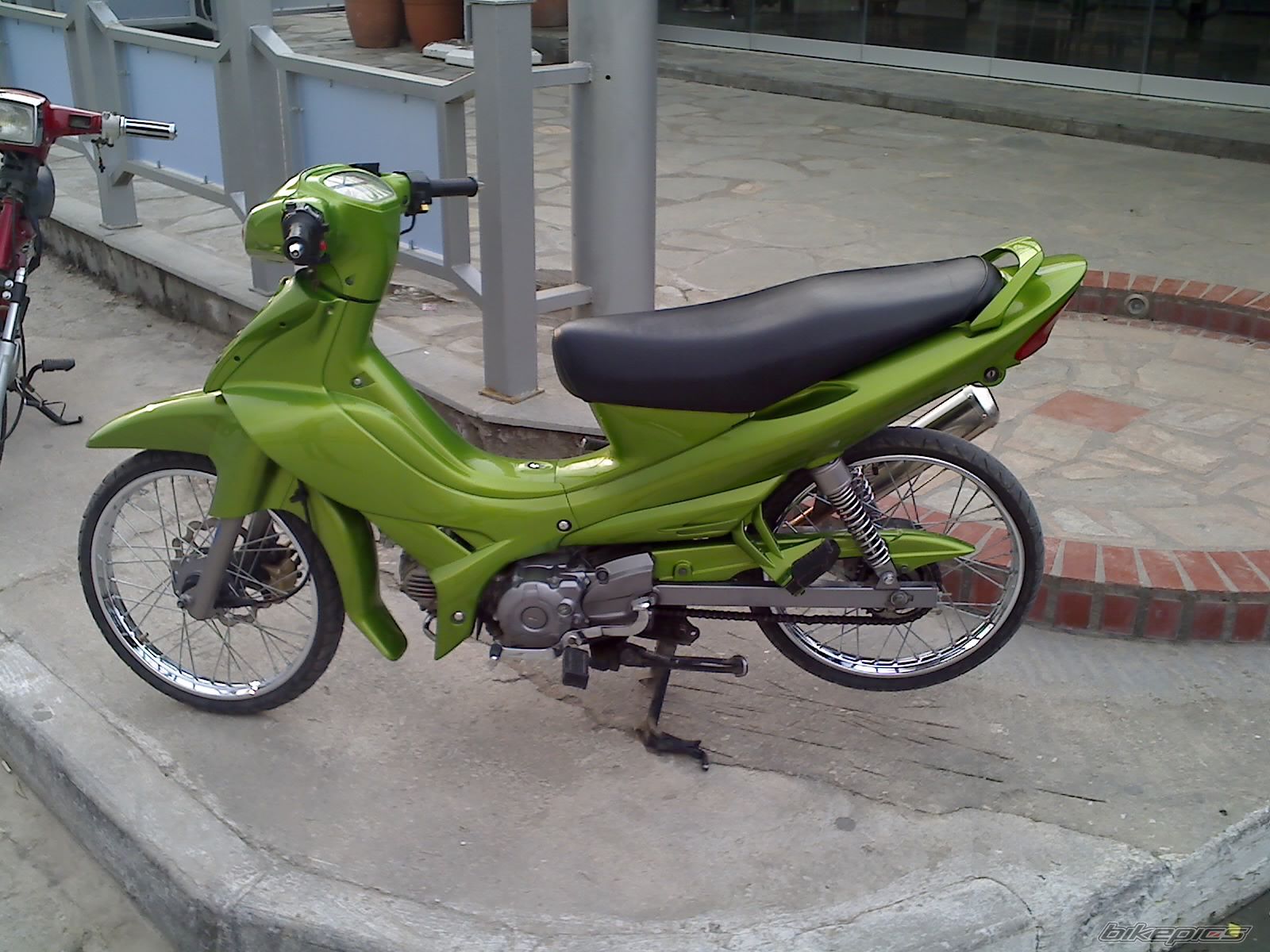 Photo 1581035