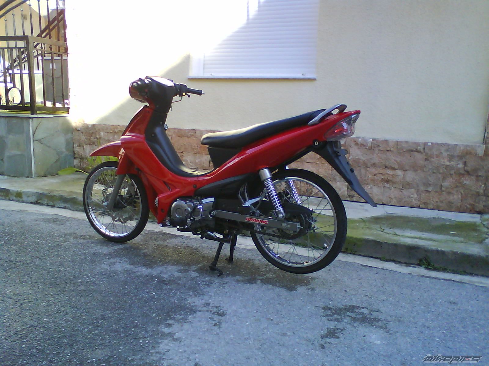 Photo 1581220
