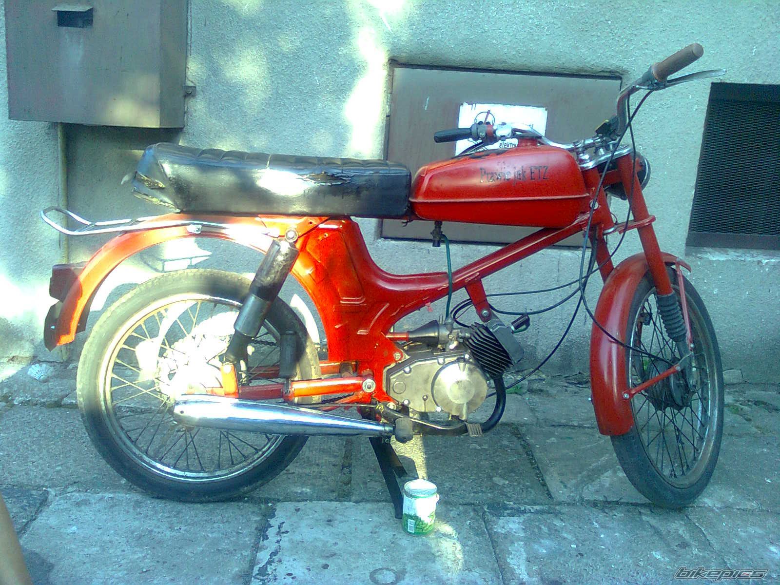 Photo 1581247