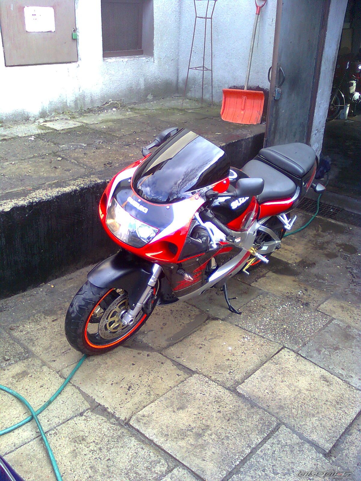Photo 1581285