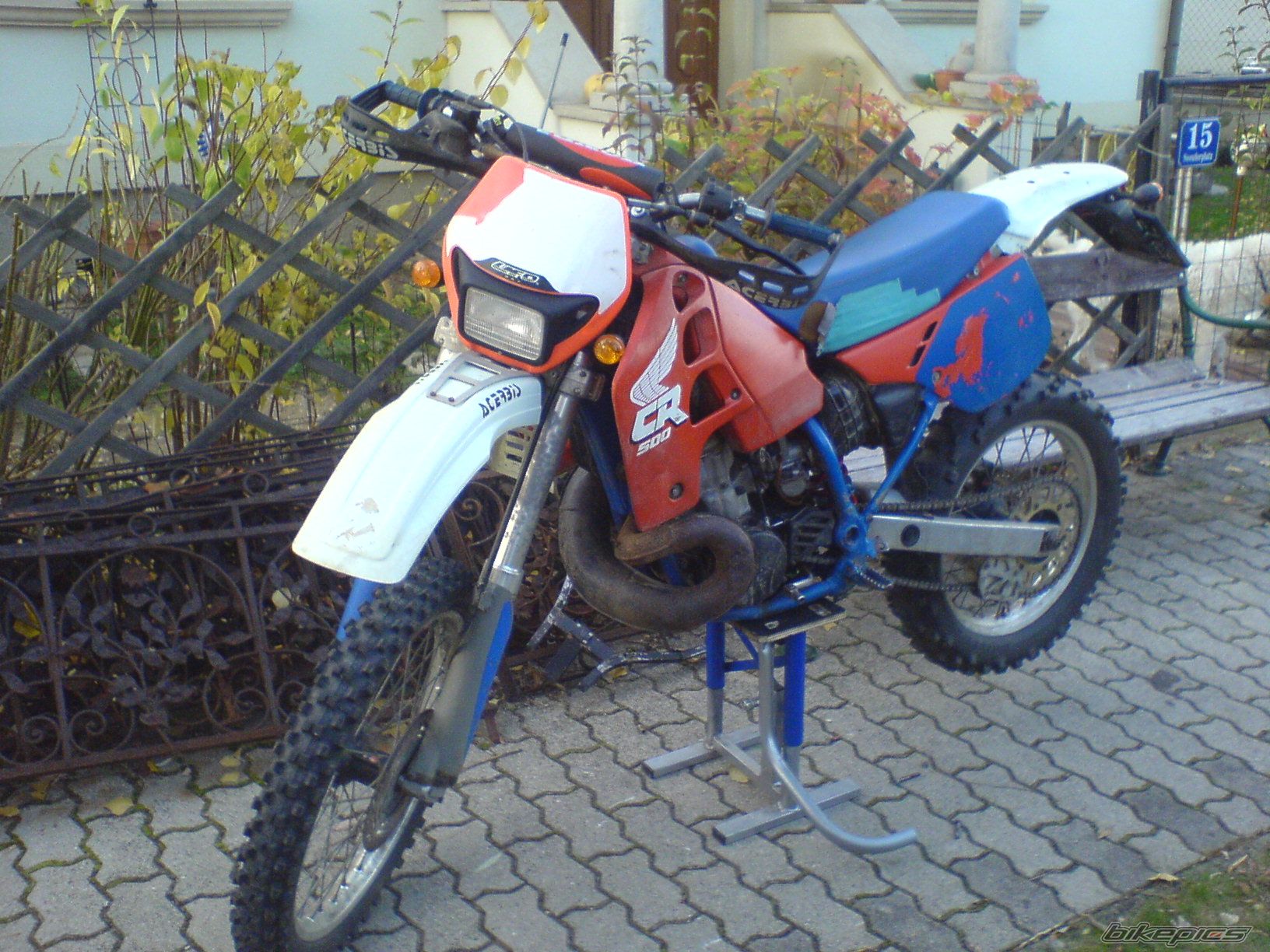 Photo 1581401