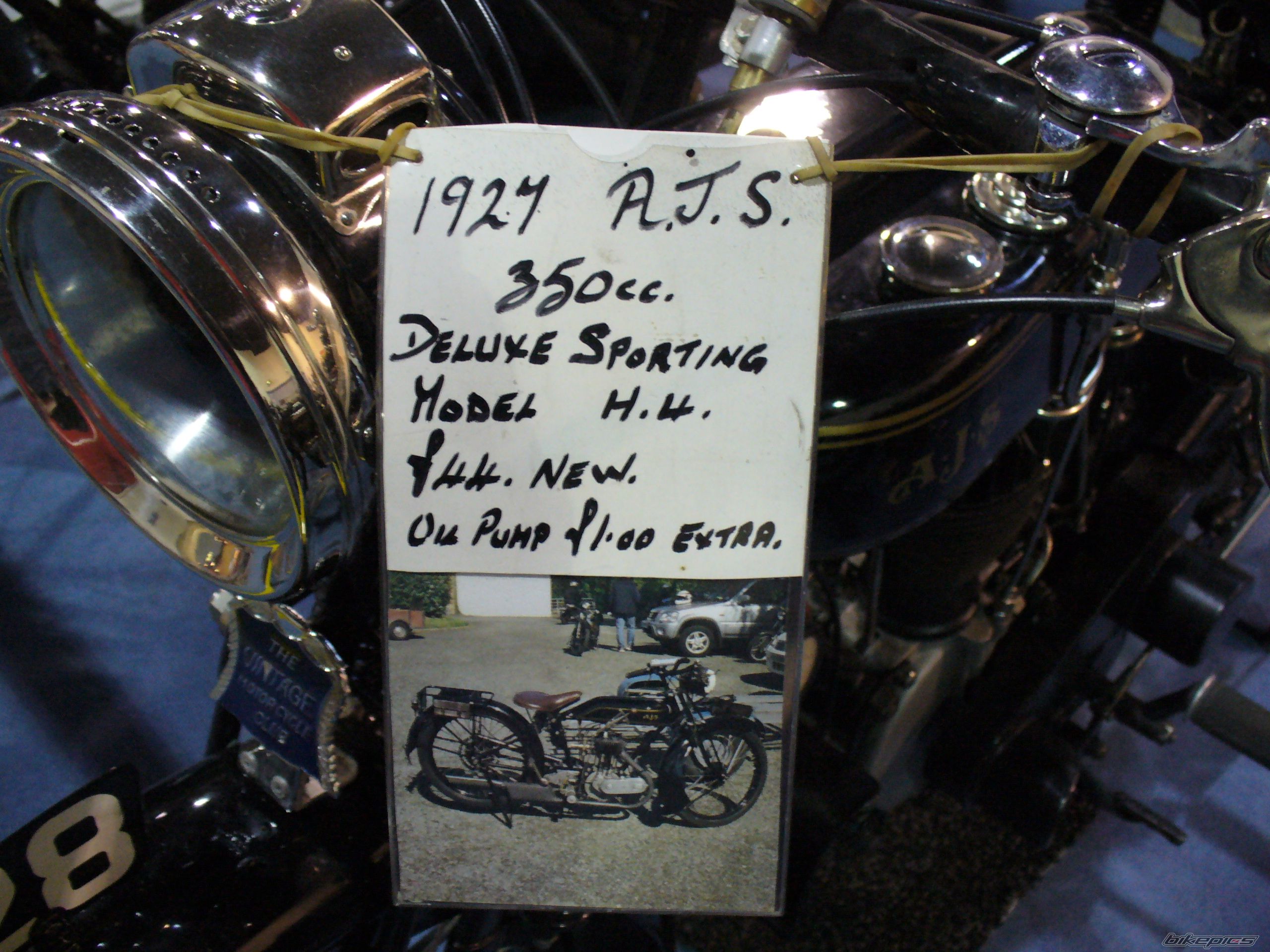 Photo 1581417