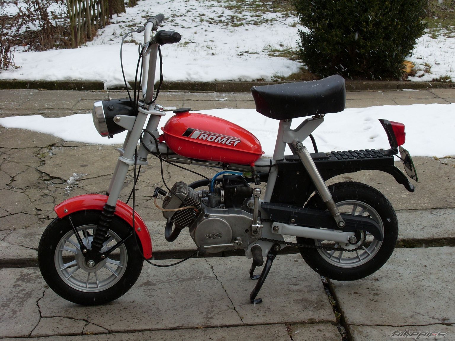 Photo 1581512