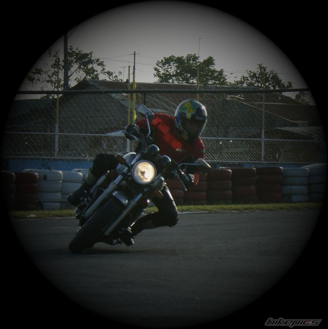 Photo 1581574