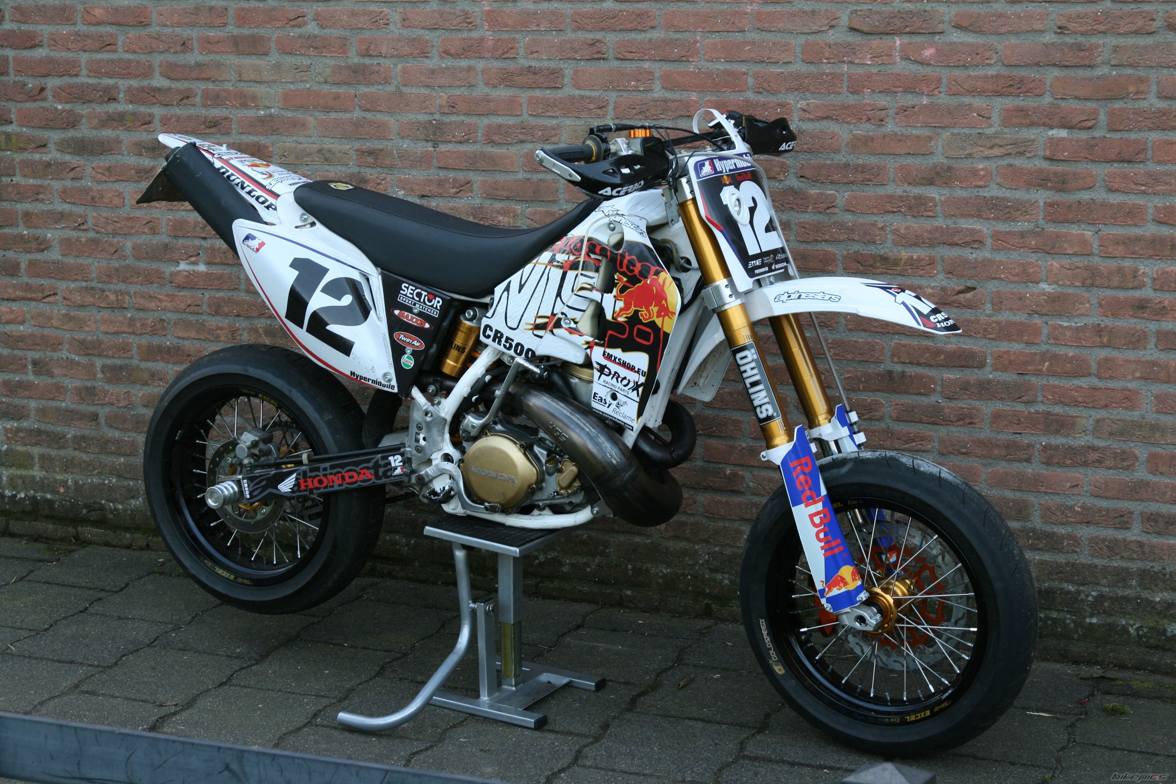 Photo 1581987