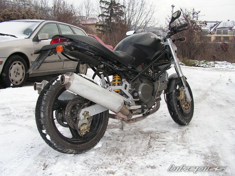 Photo 1582054