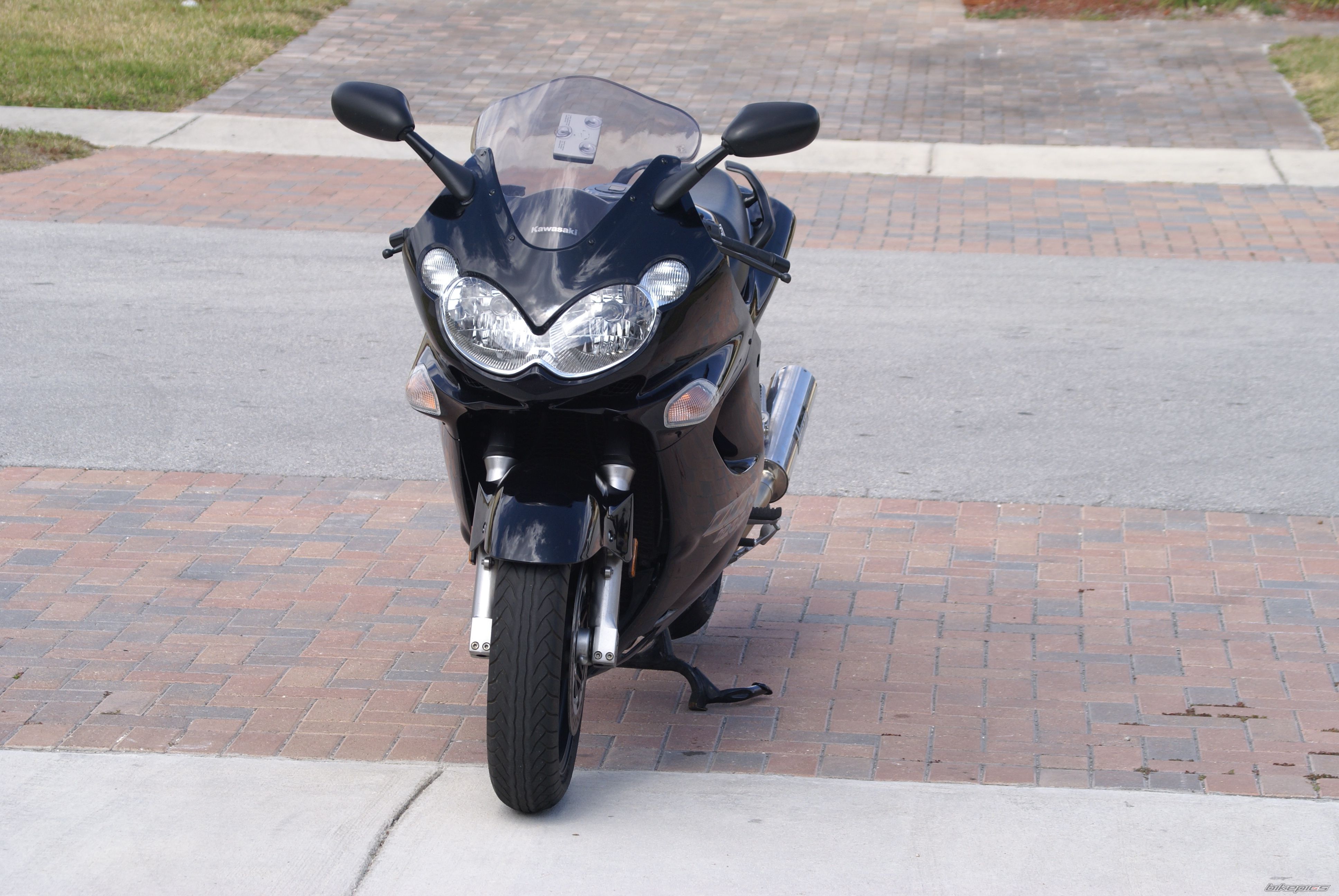 Photo 1582228