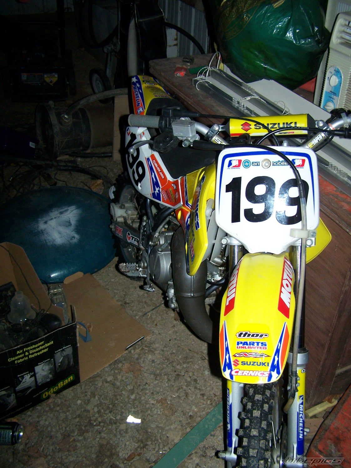 Photo 1582243