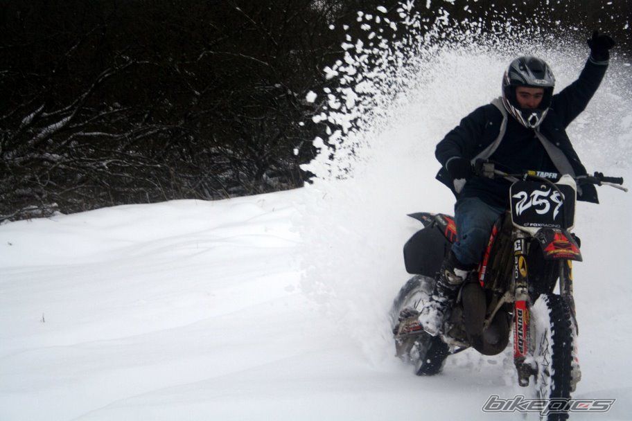 Photo 1582472