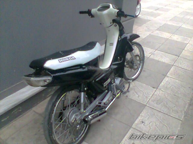 Photo 1582606
