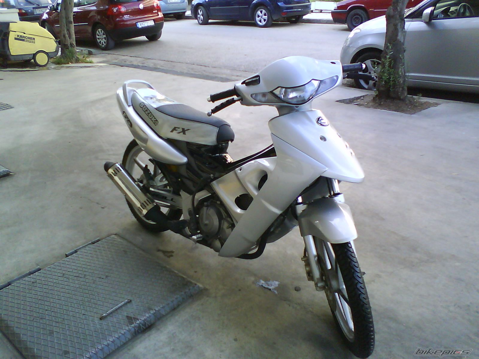 Photo 1582830